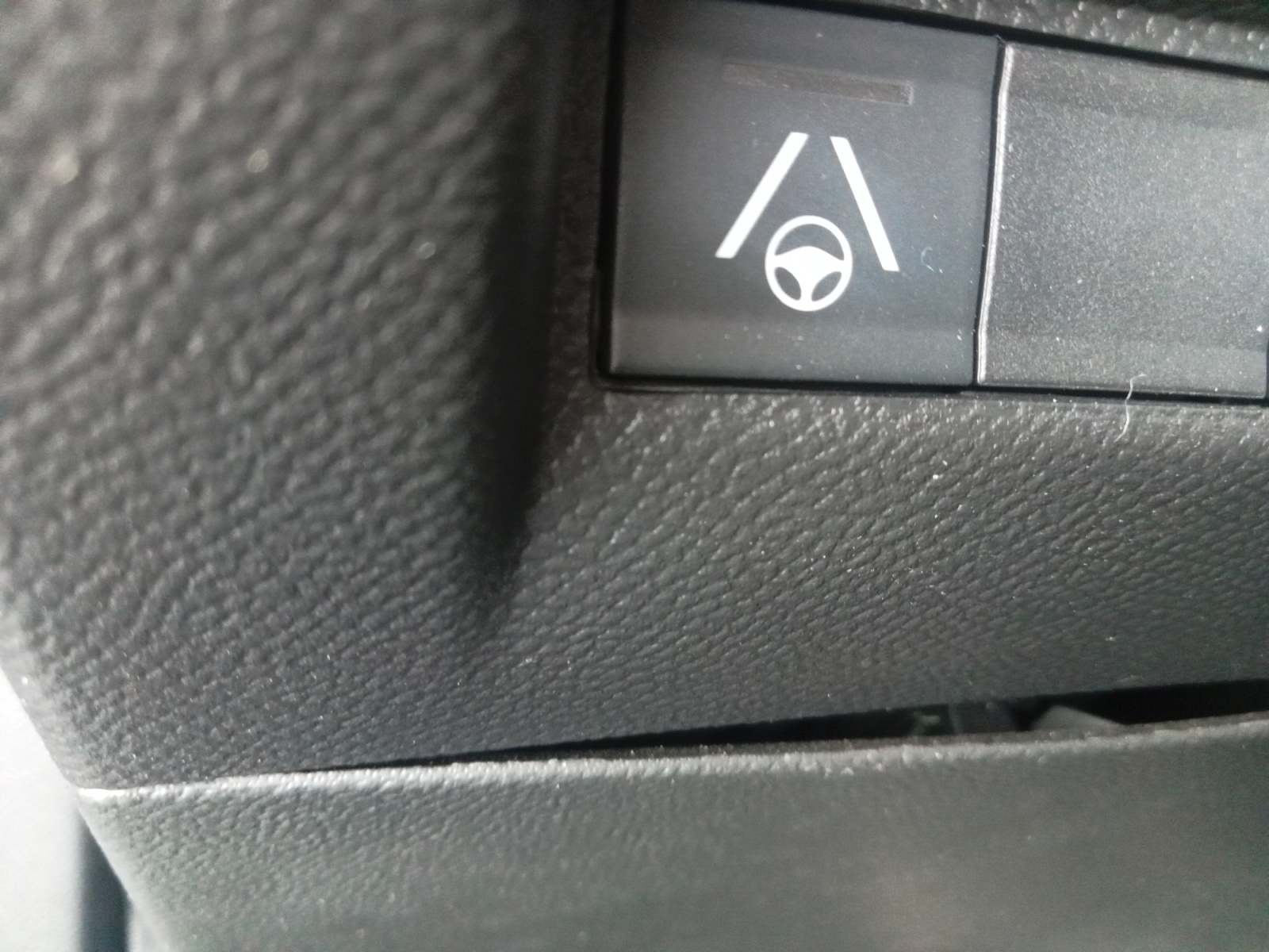 Peugeot 2008 23