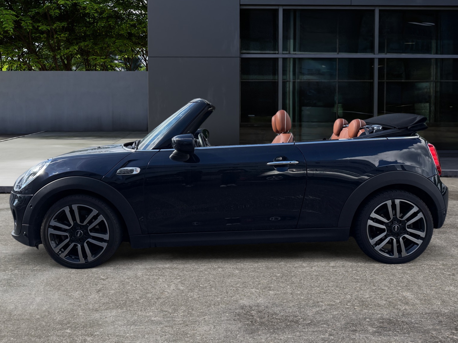 Mini Cabrio 1