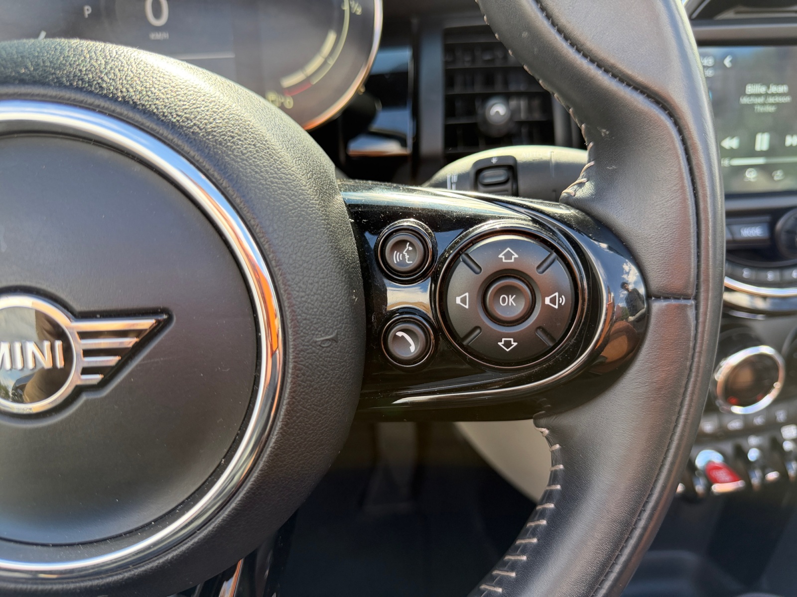 Mini Cabrio 22