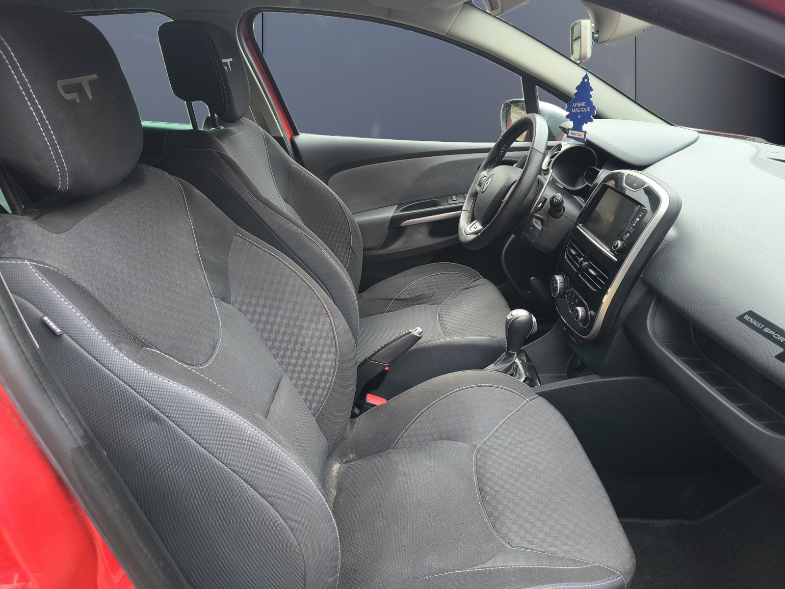 Renault Clio 18