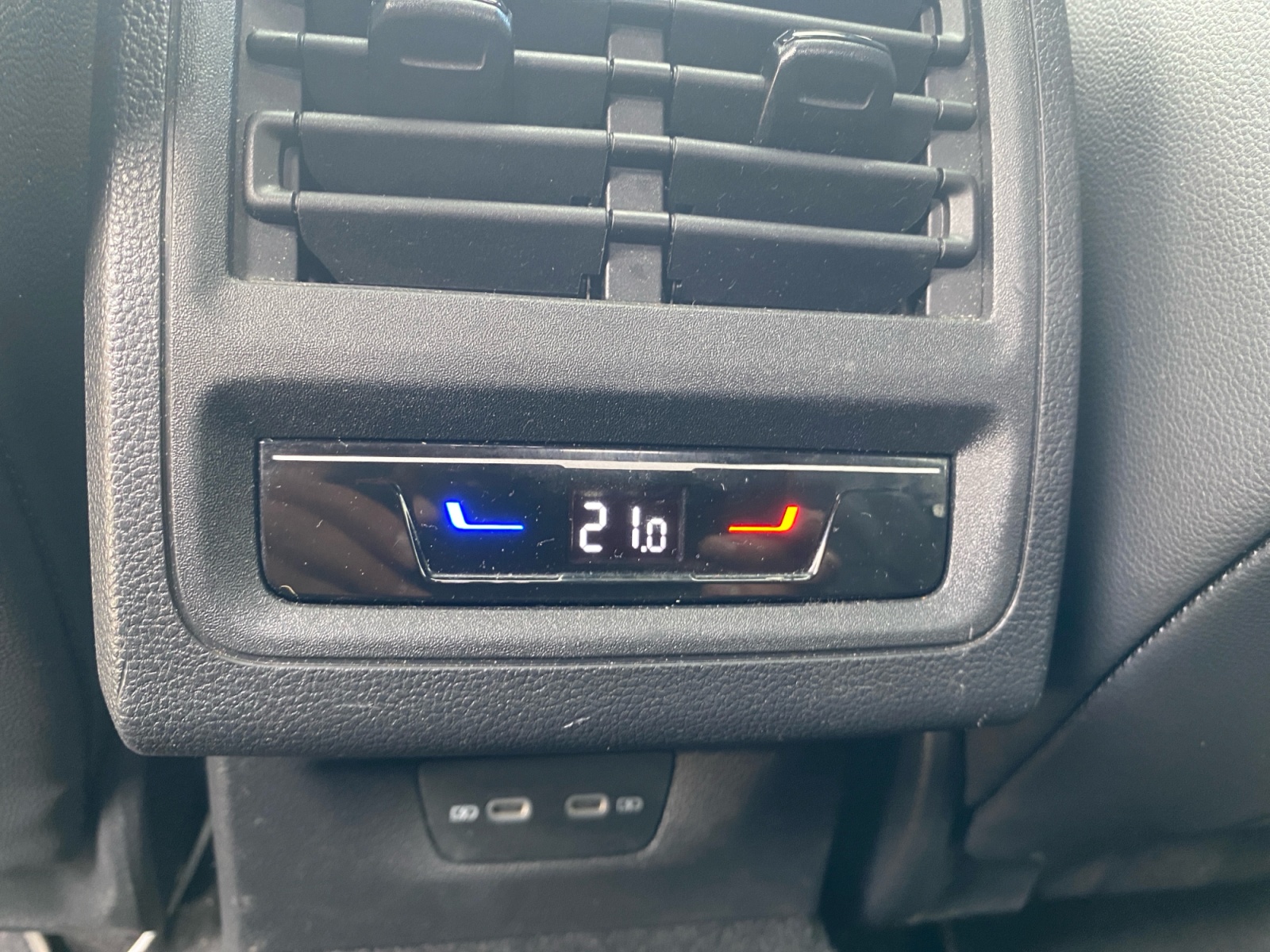 Volkswagen Golf 28