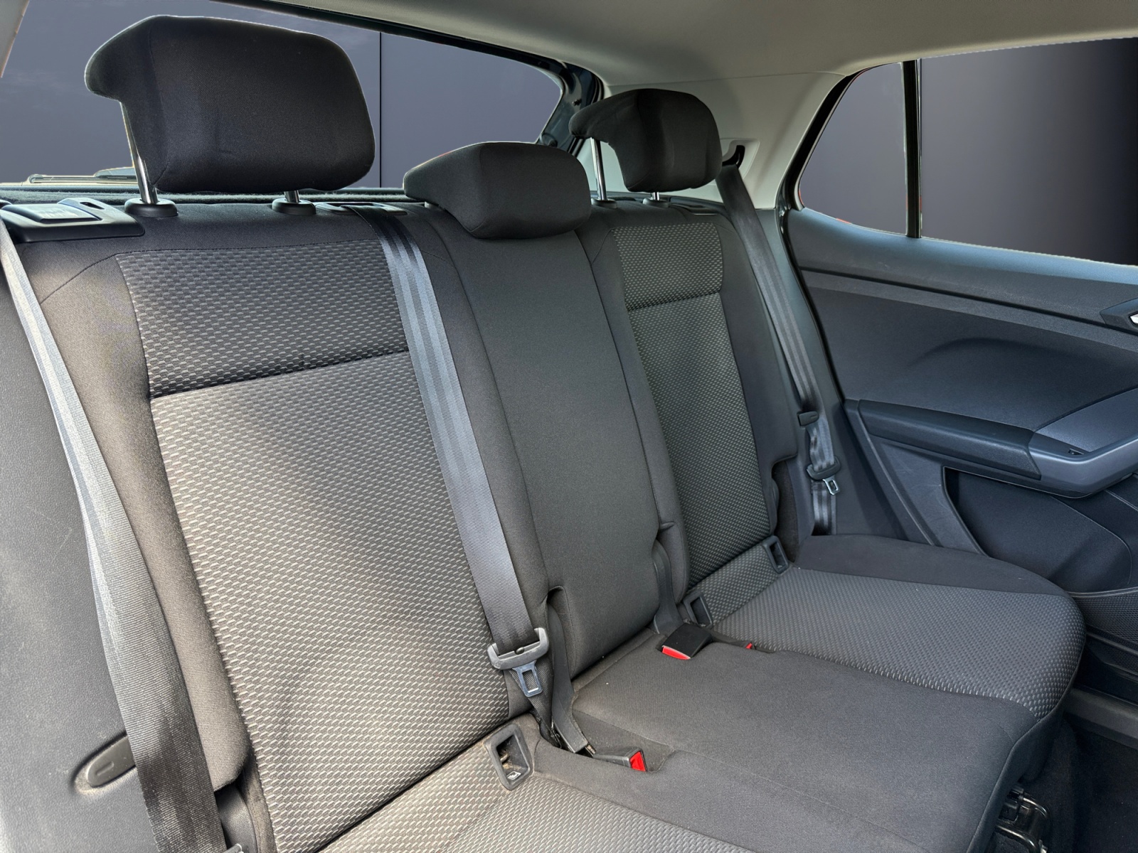 Volkswagen T-Cross 11