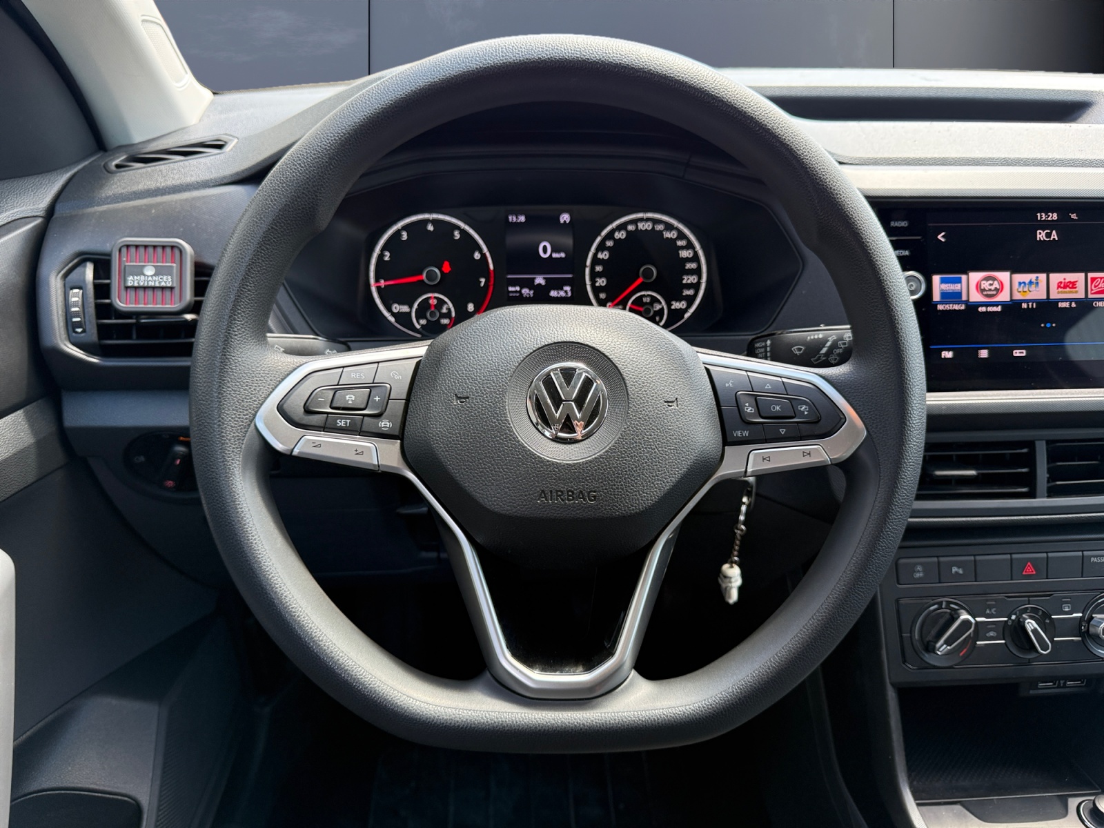 Volkswagen T-Cross 15