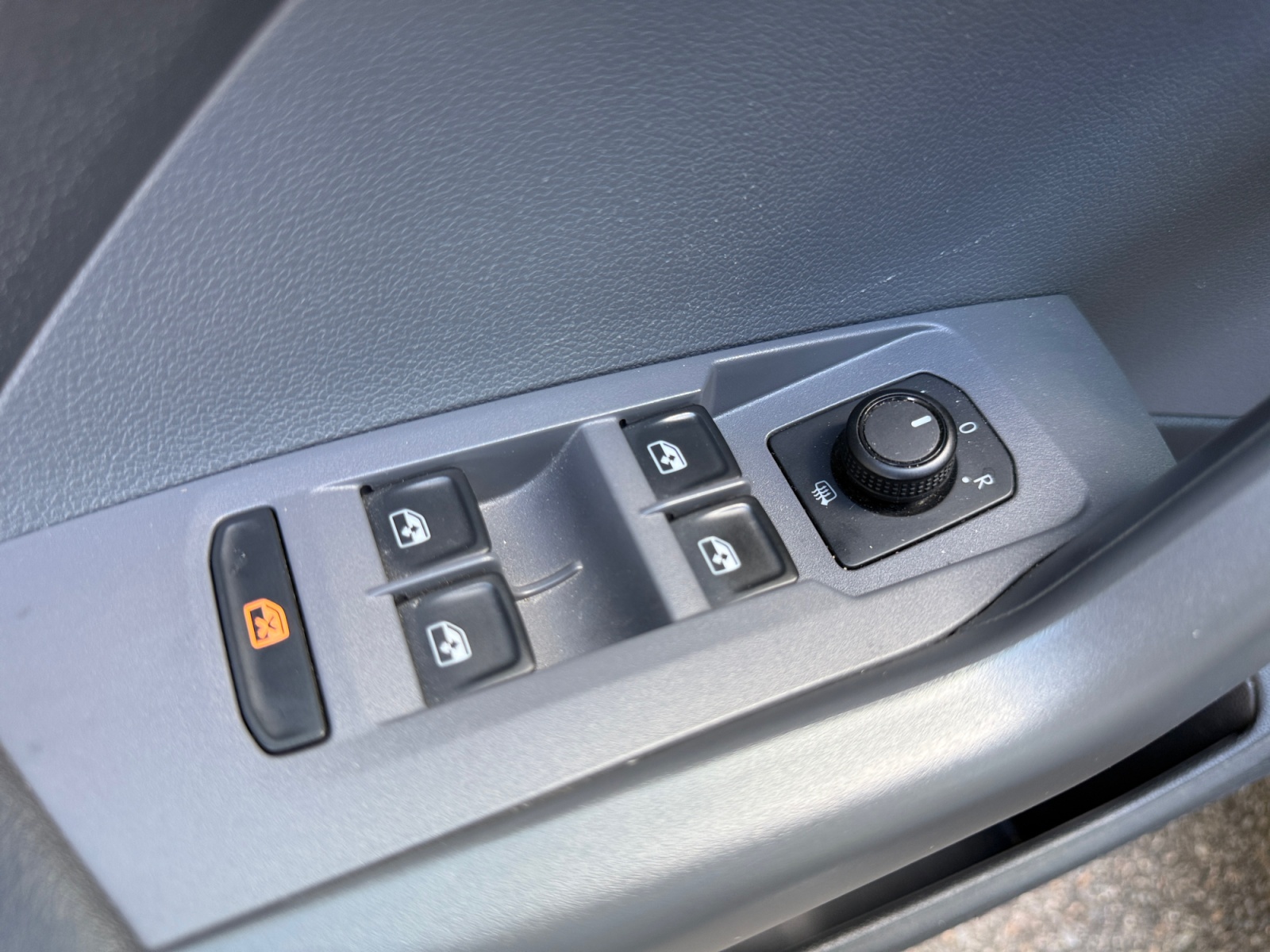 Volkswagen T-Cross 18