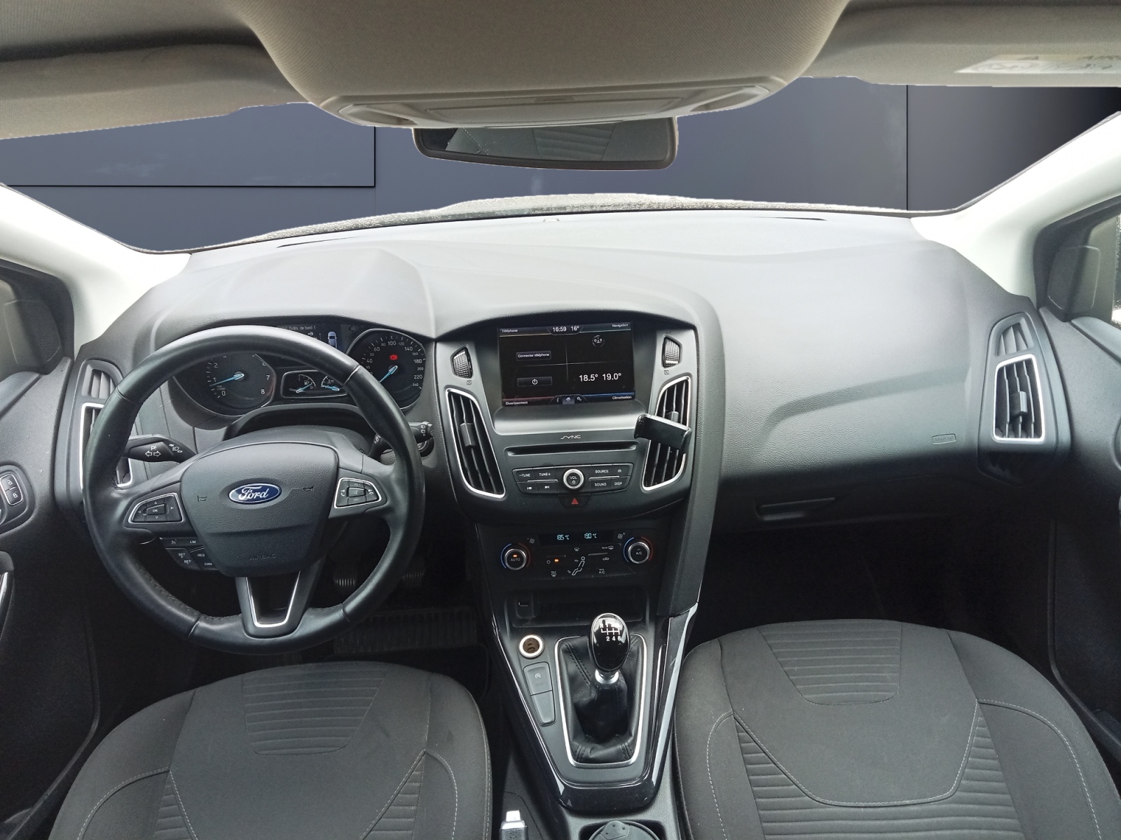 Ford Focus 14