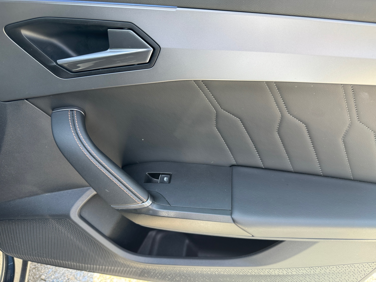 Cupra Leon 25
