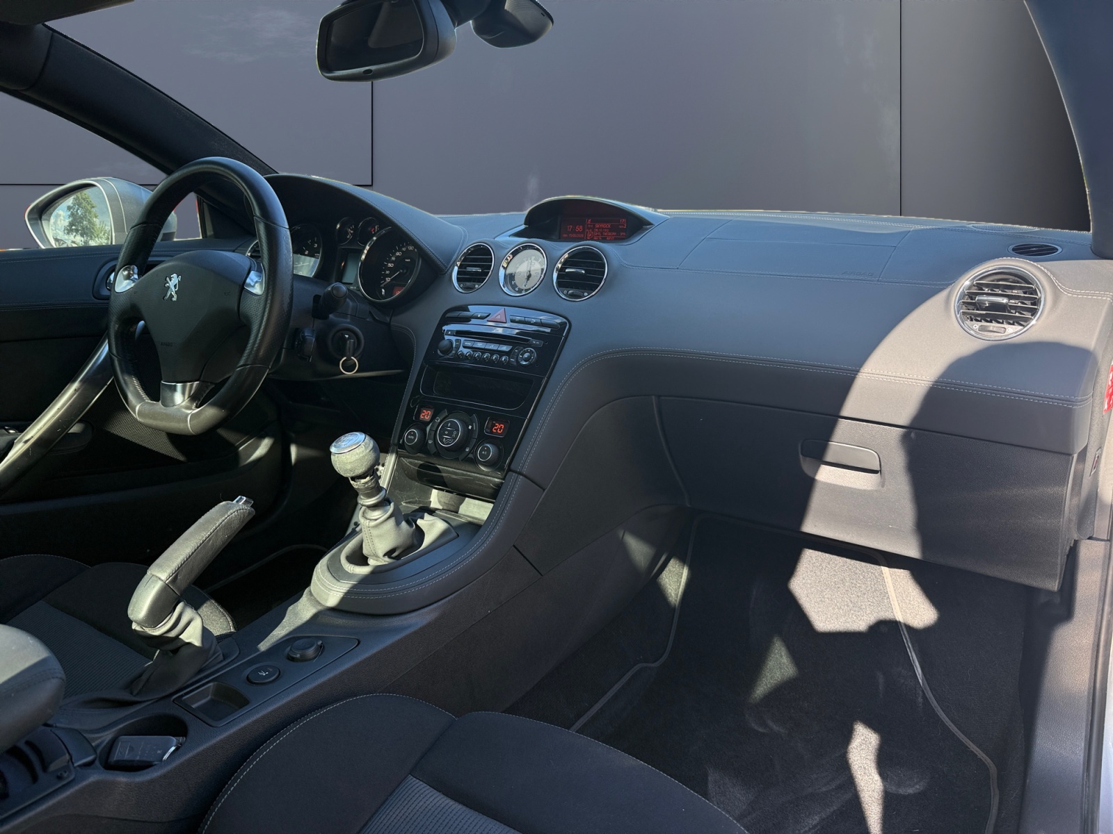 Peugeot RCZ 10