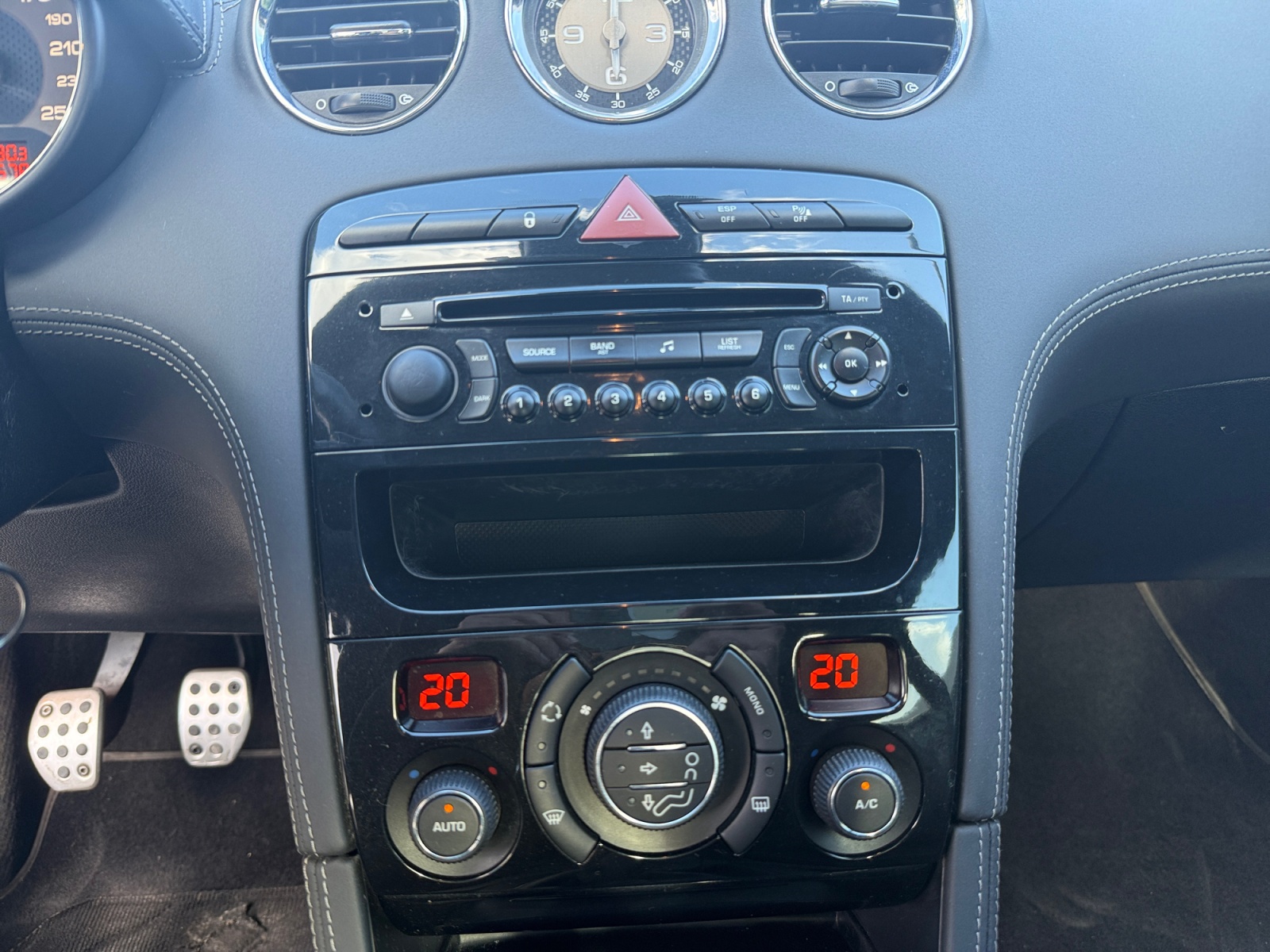 Peugeot RCZ 17
