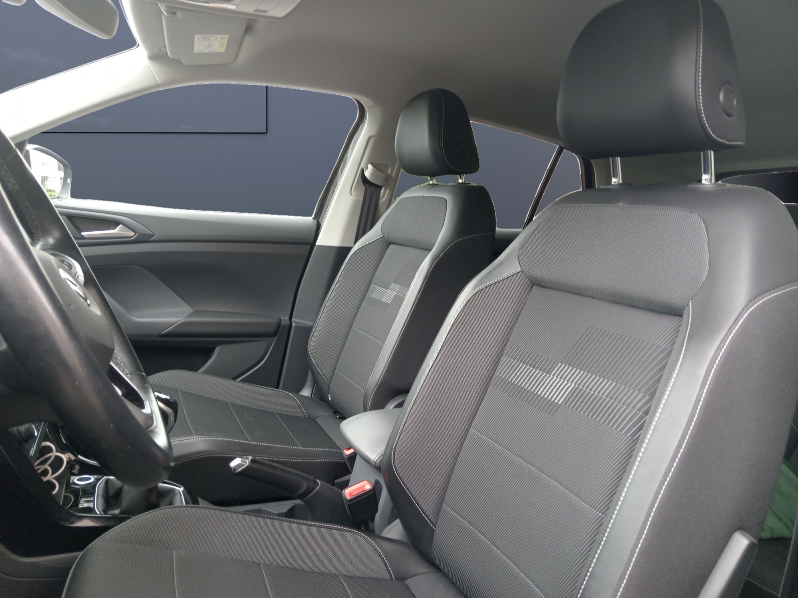 Volkswagen T-Cross 9