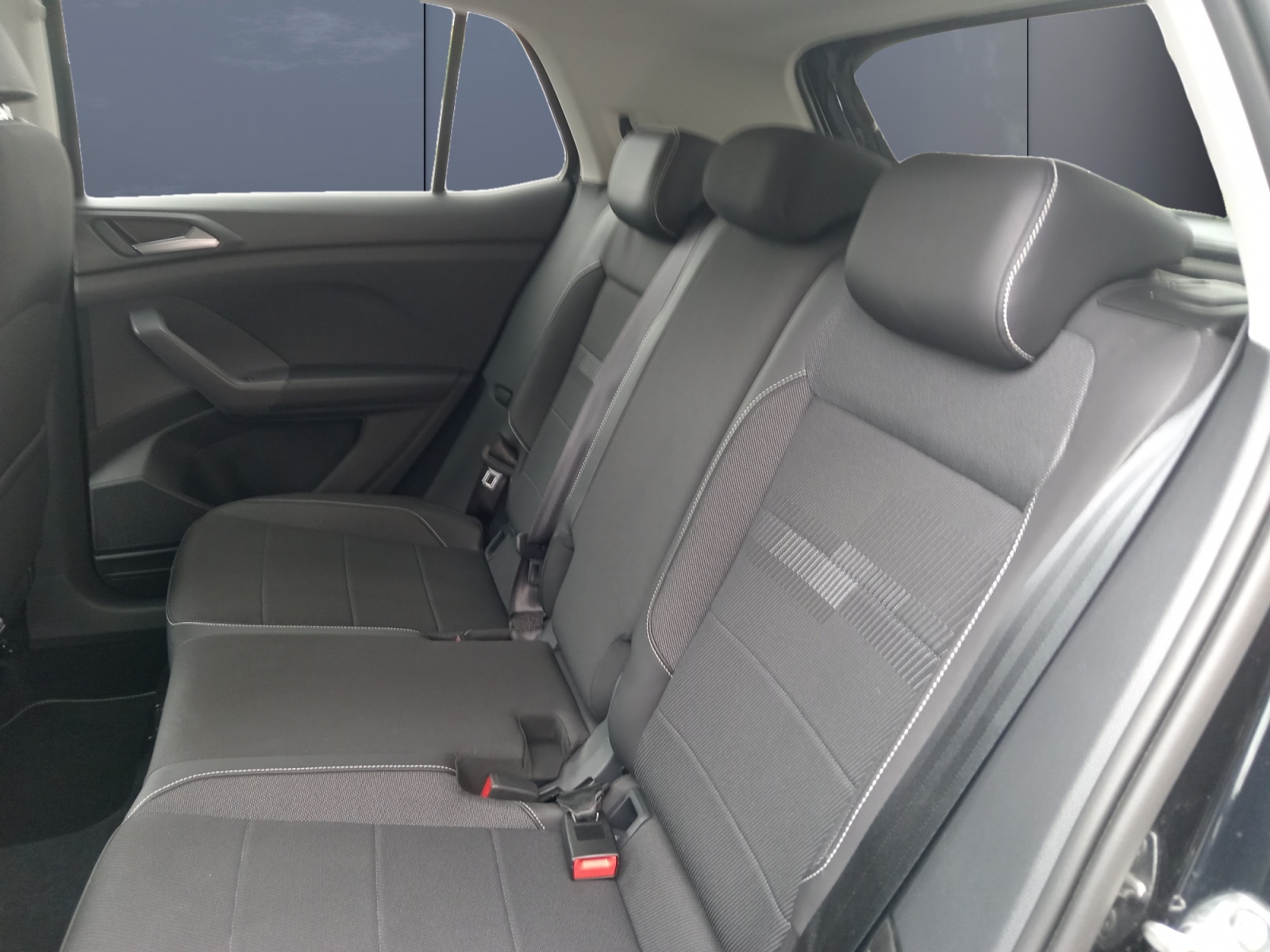 Volkswagen T-Cross 10