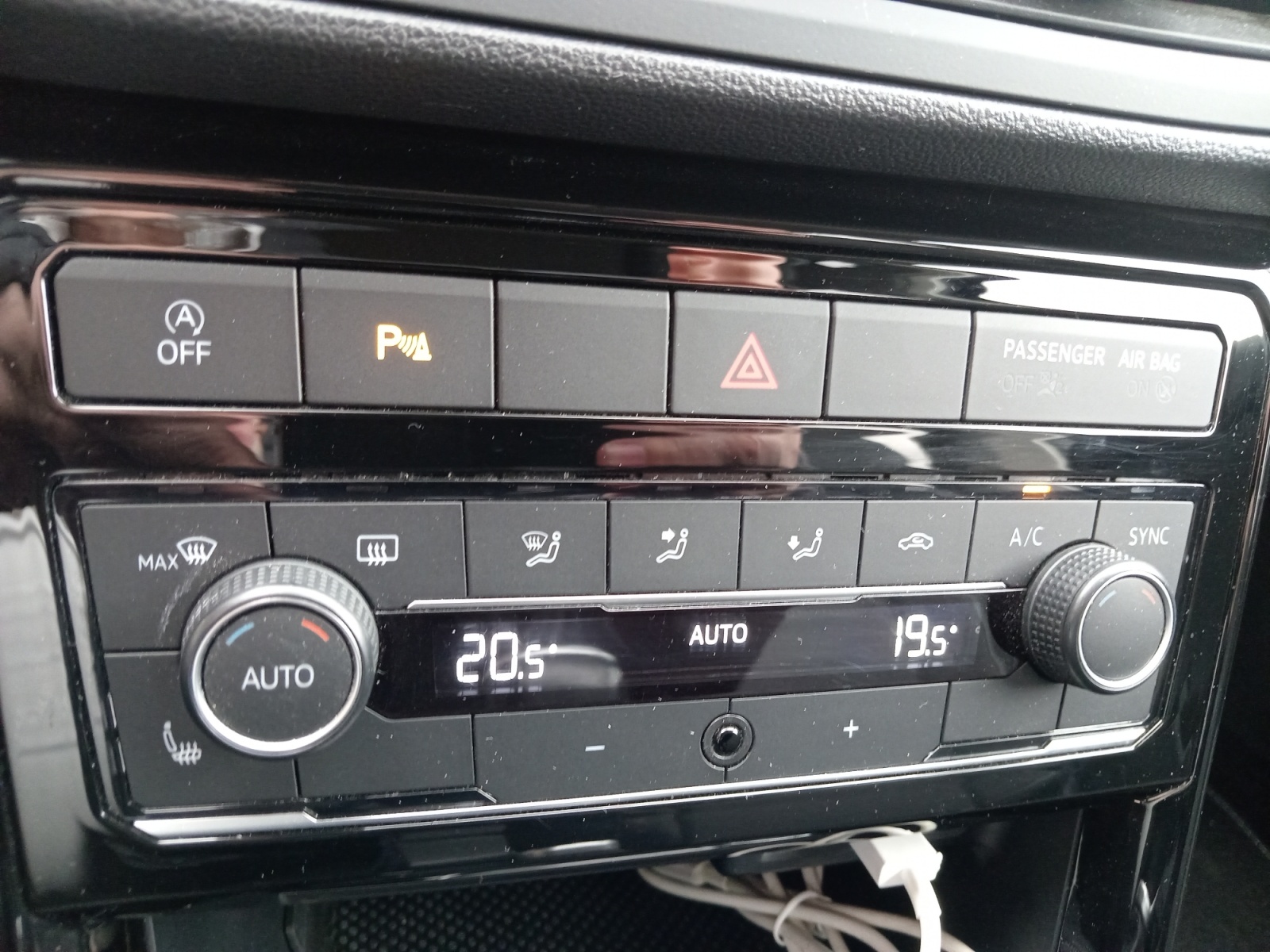Volkswagen T-Cross 21