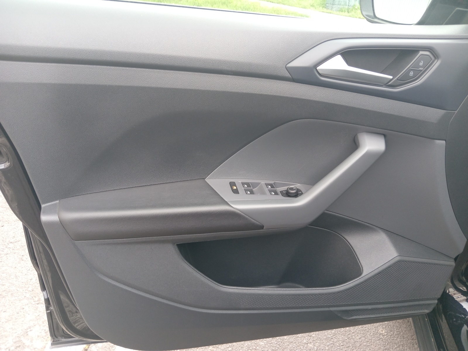 Volkswagen T-Cross 33