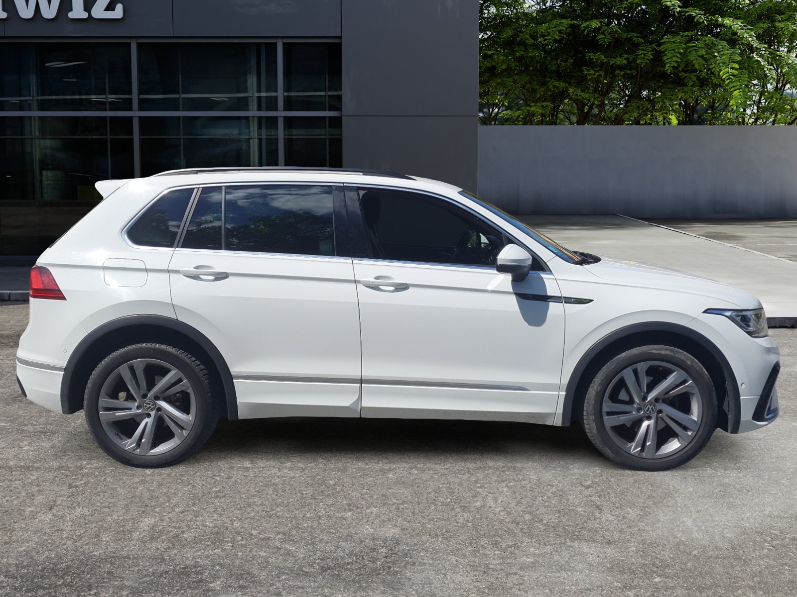 Volkswagen Tiguan 5