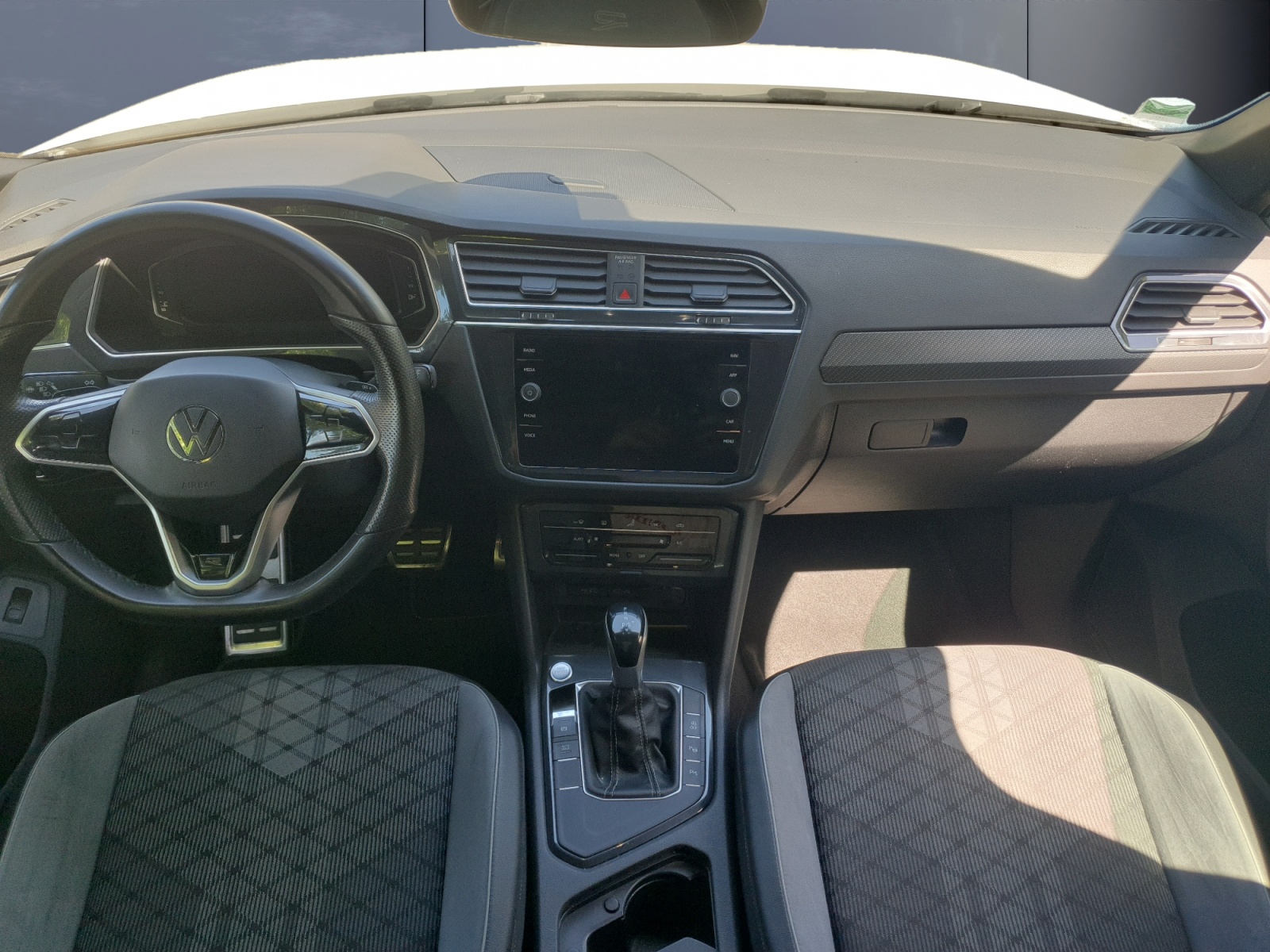 Volkswagen Tiguan 14