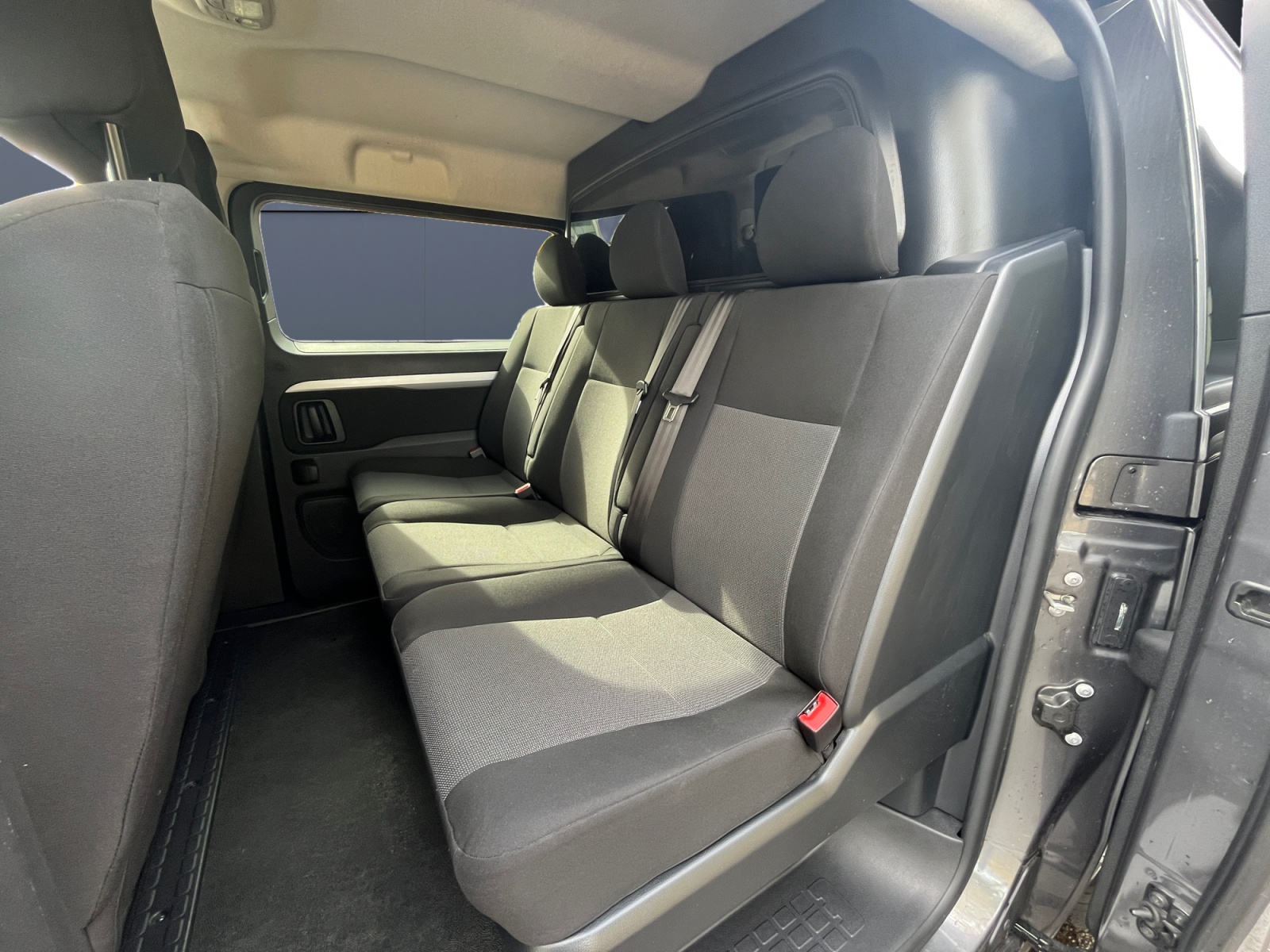 Peugeot Expert Vu 10