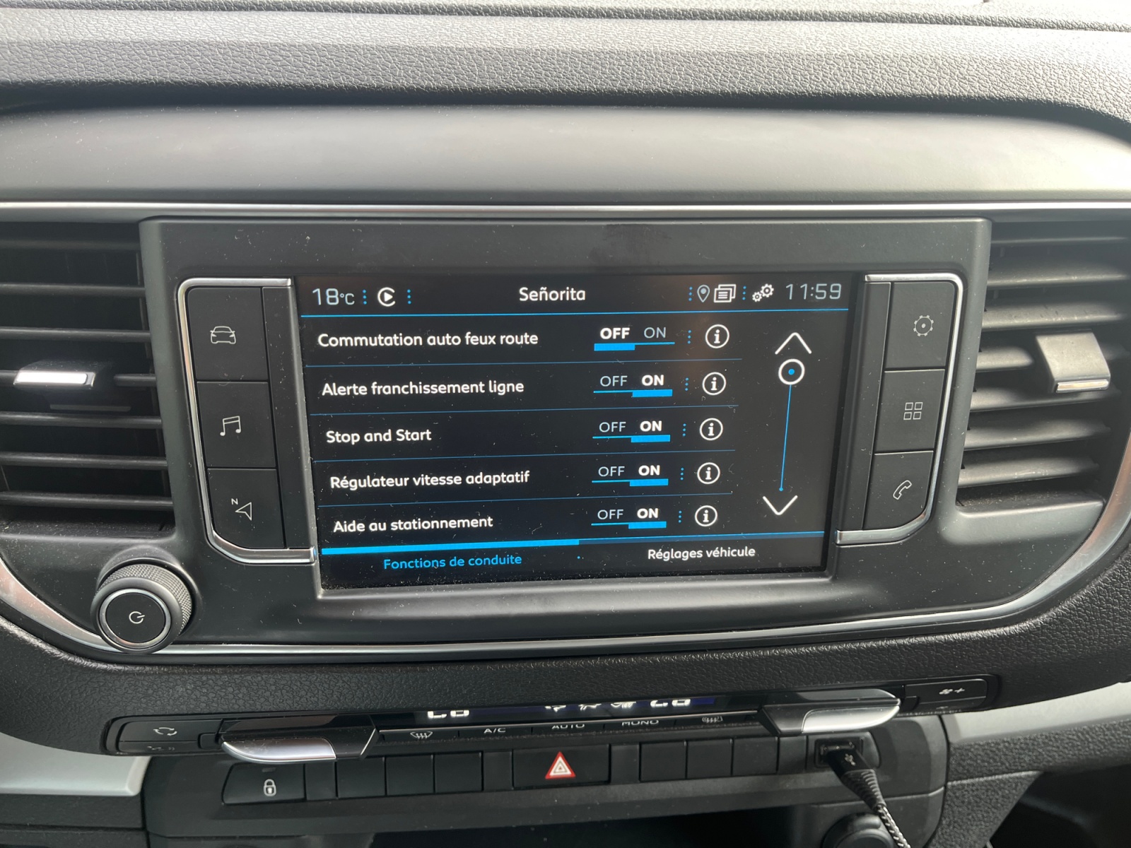 Peugeot Expert Vu 18