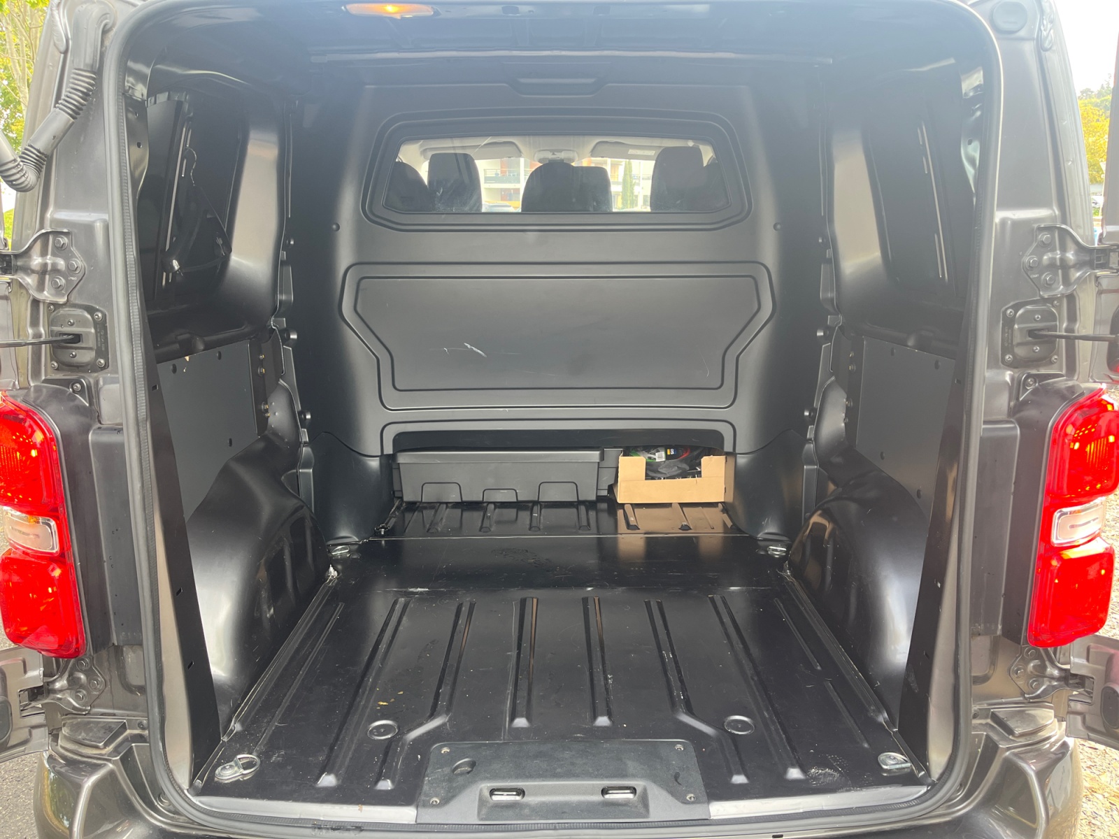 Peugeot Expert Vu 22