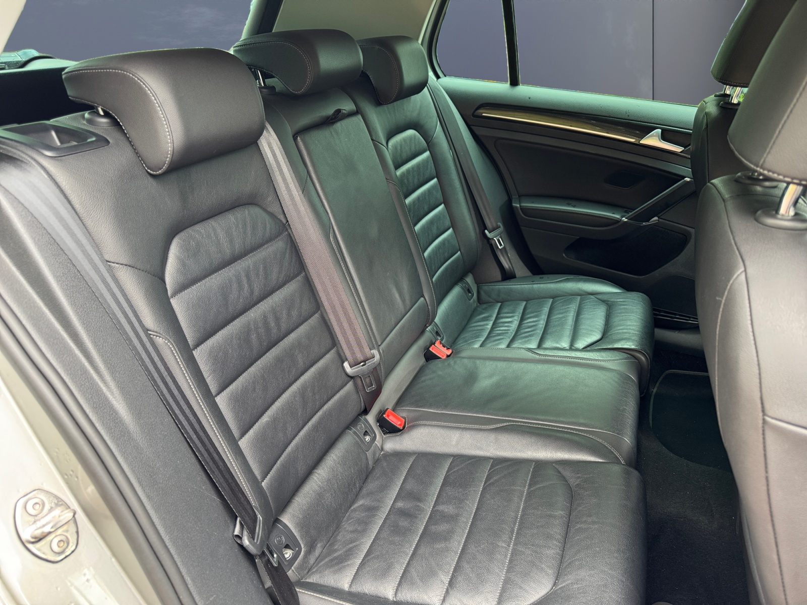 Volkswagen Golf 11