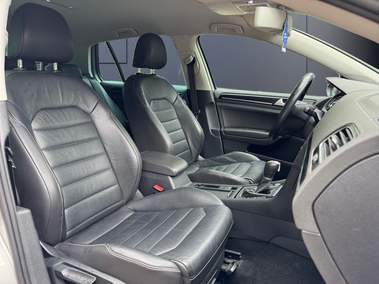 Volkswagen Golf 13