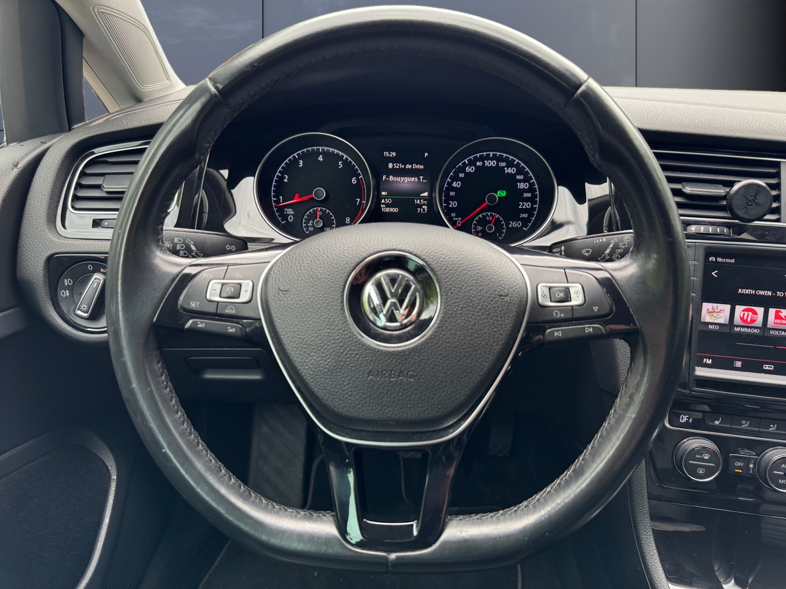 Volkswagen Golf 15