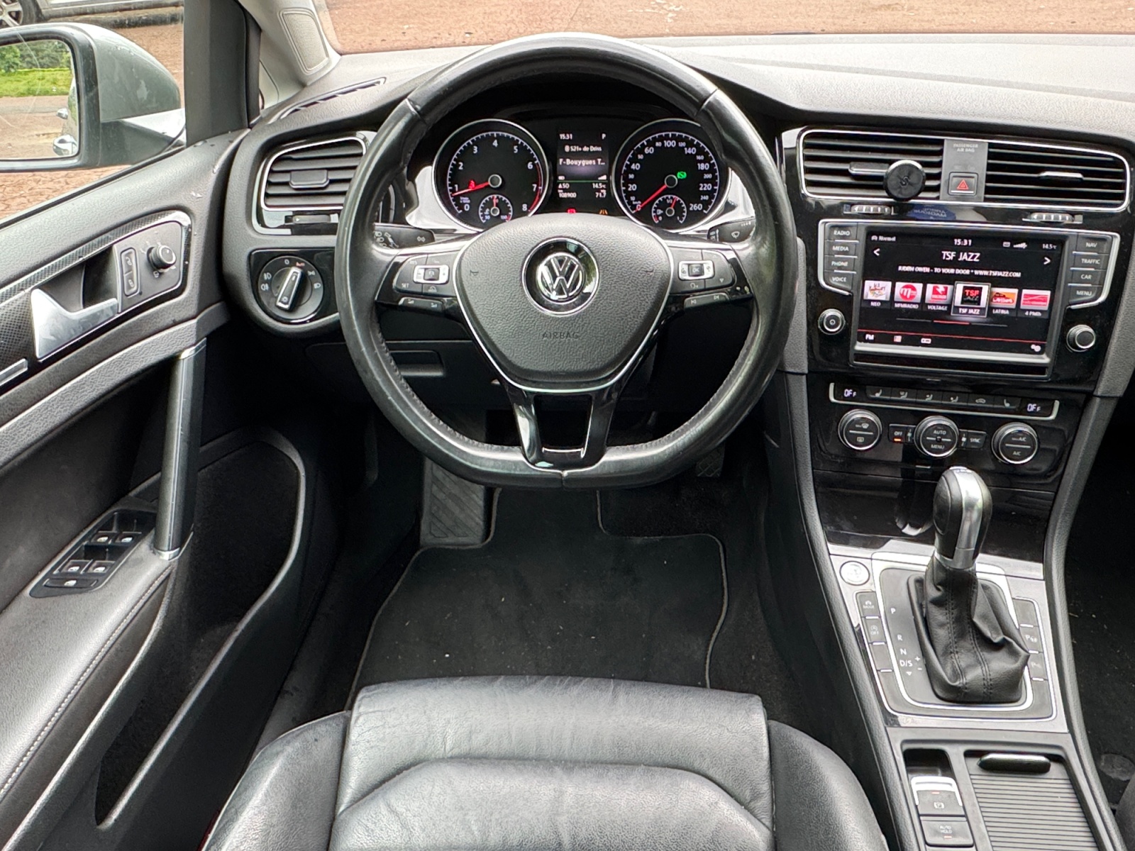 Volkswagen Golf 17