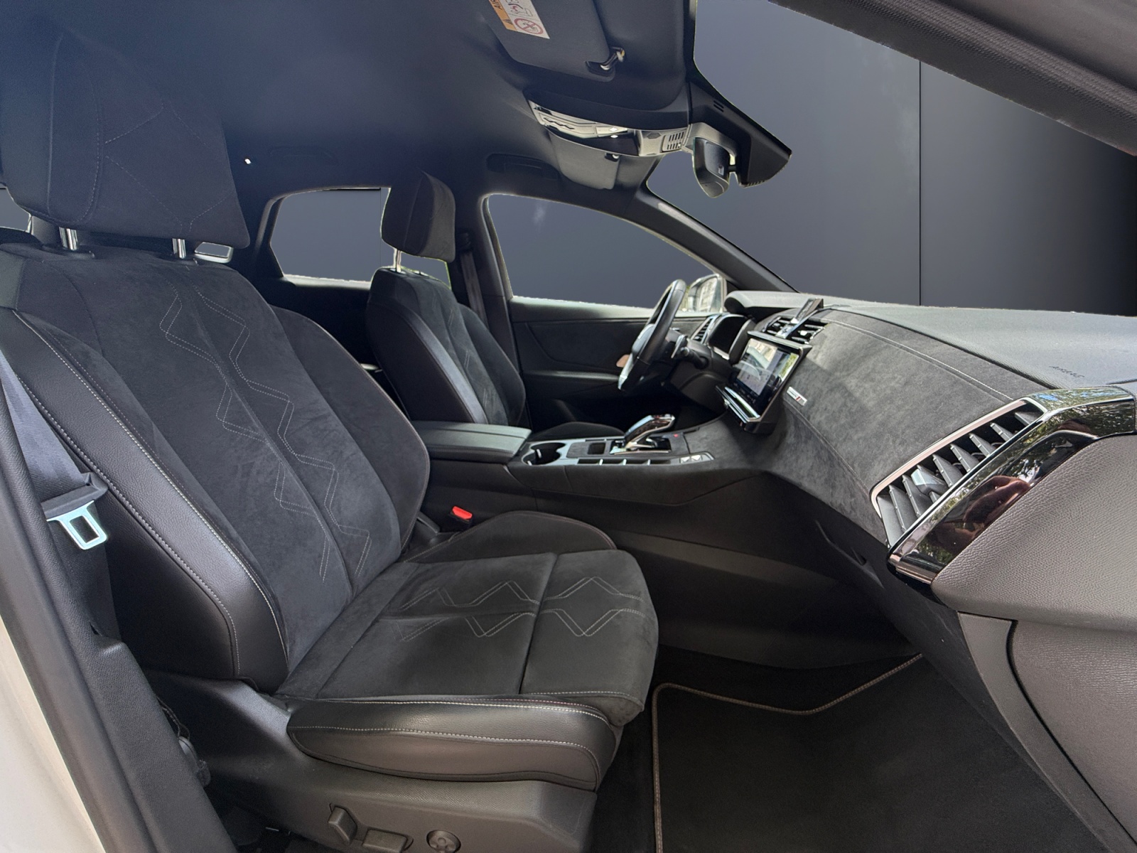 Ds Automobiles Ds 7 13