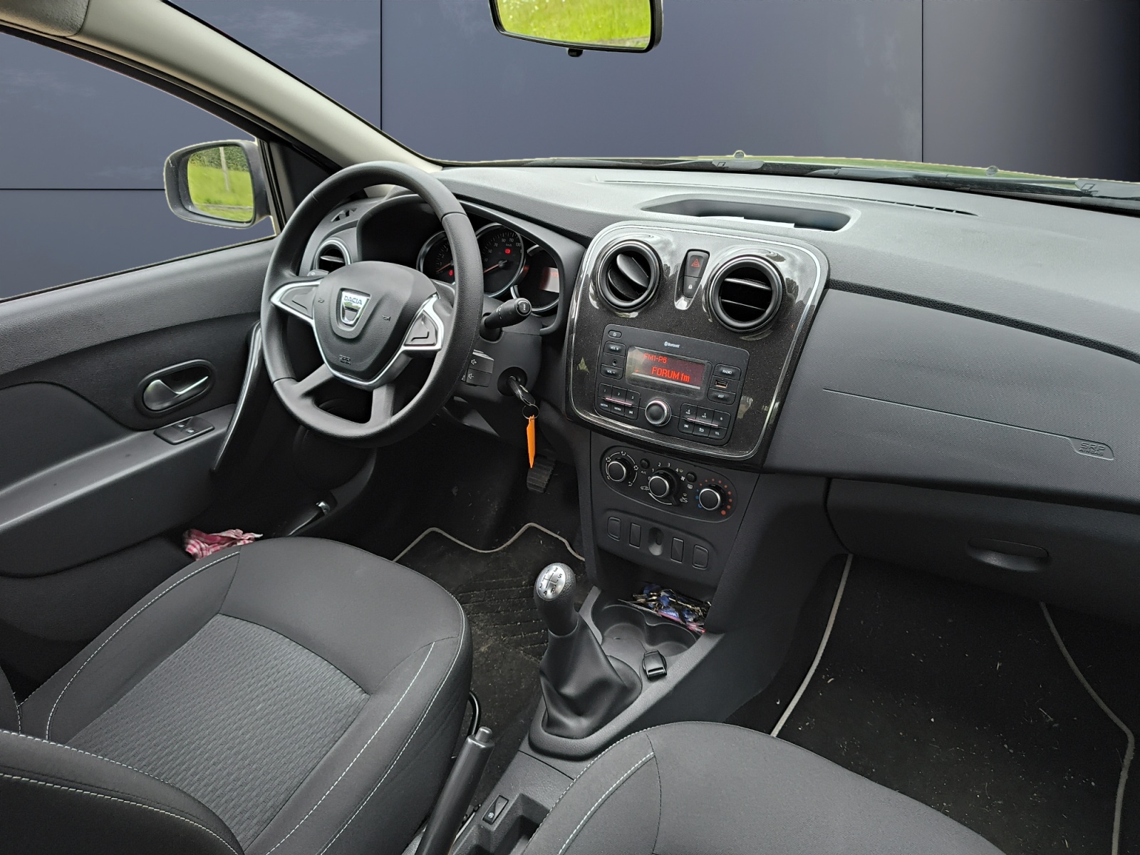 Dacia Logan 12
