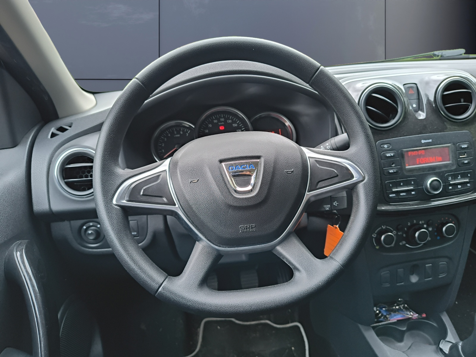 Dacia Logan 15