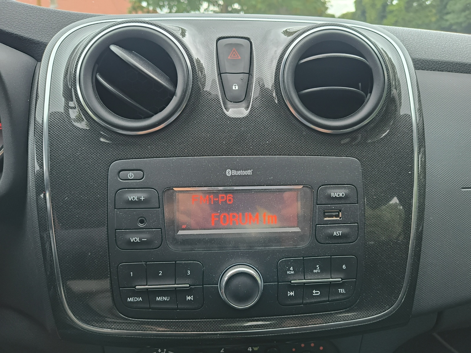 Dacia Logan 19