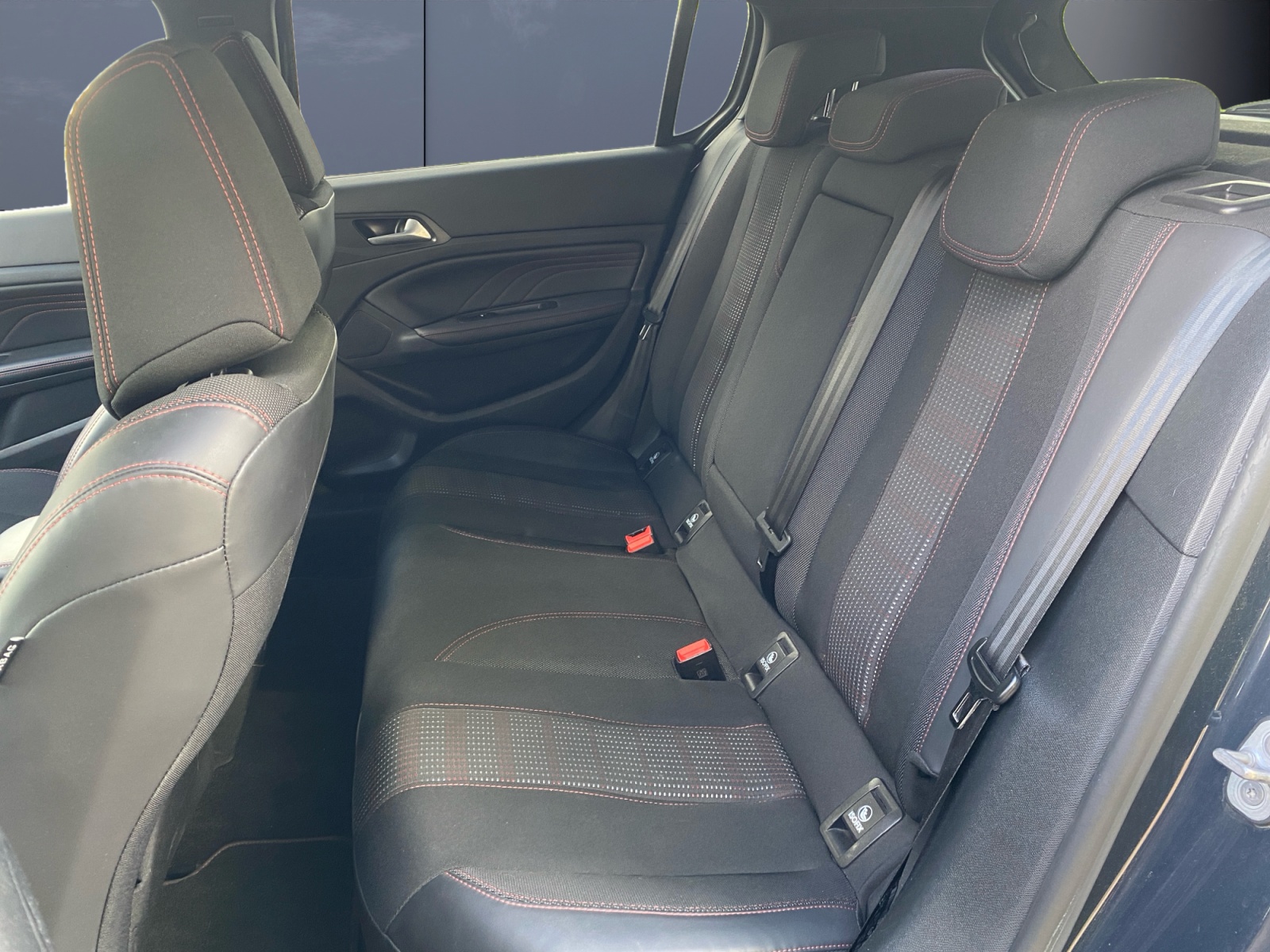 Peugeot 308 10