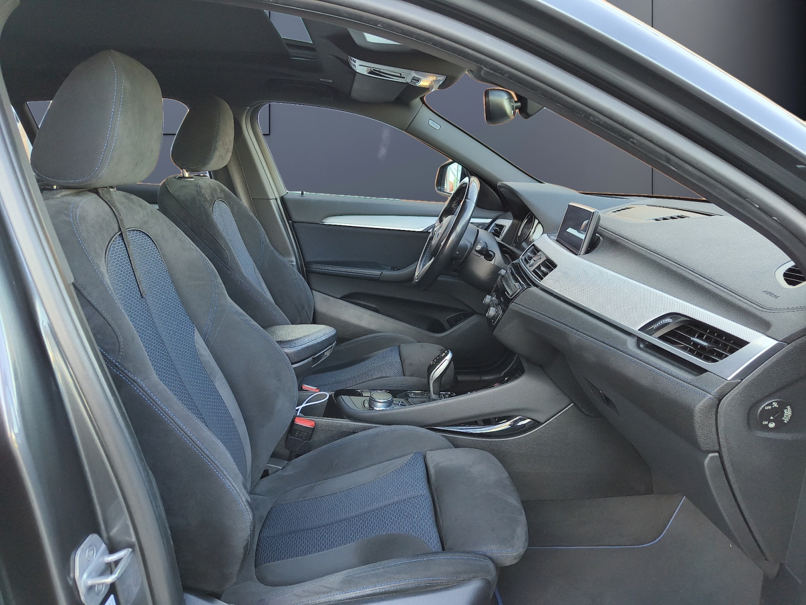 Bmw X2 13