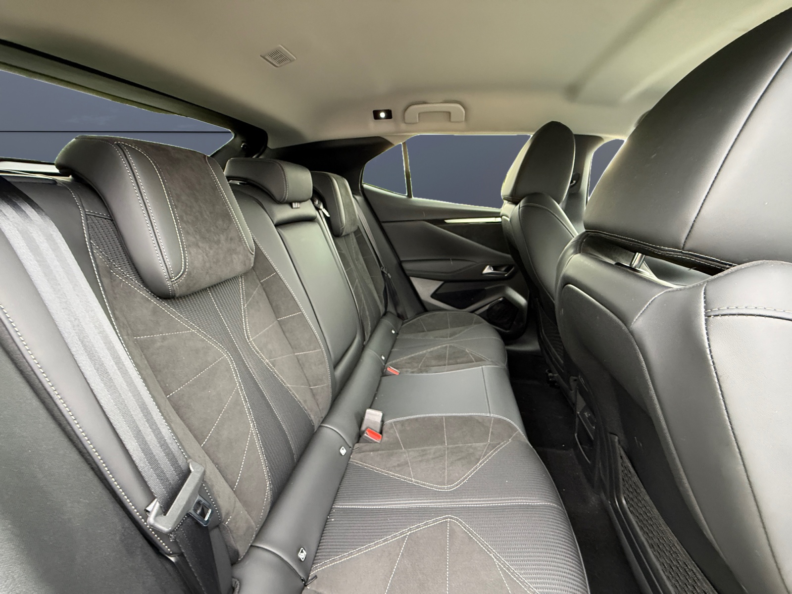 Ds Automobiles Ds 4 11