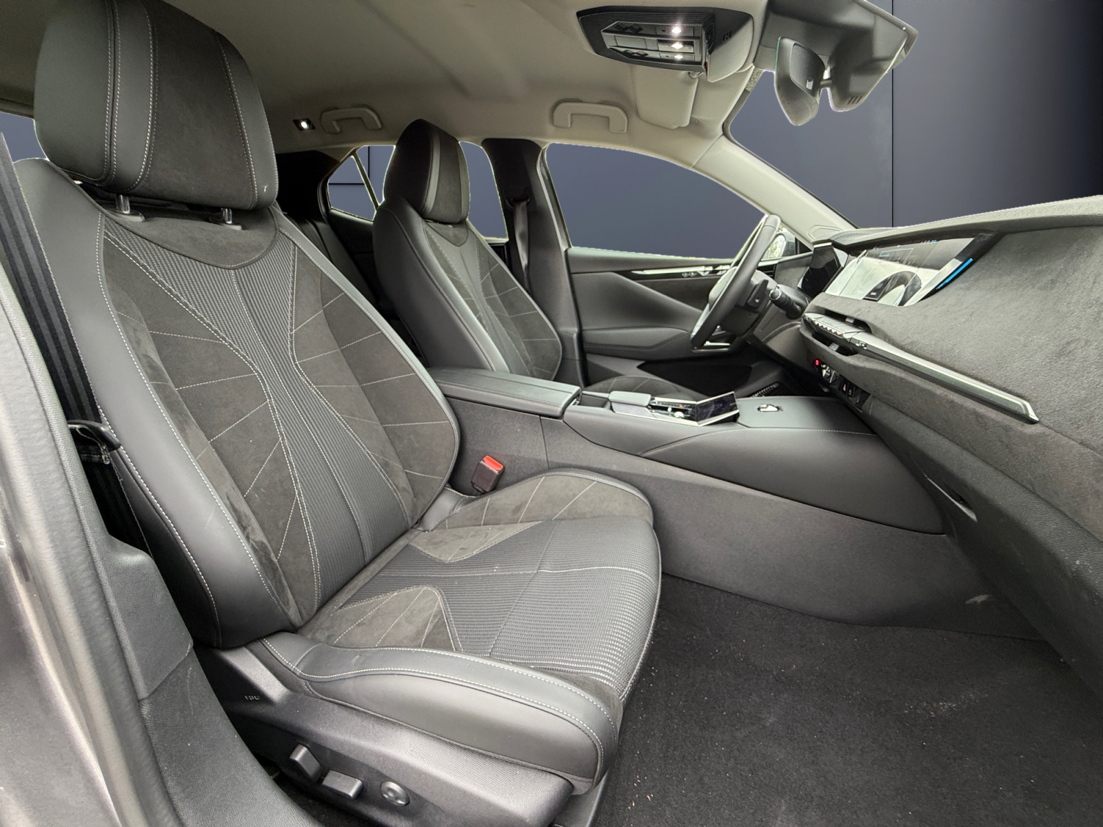 Ds Automobiles Ds 4 13