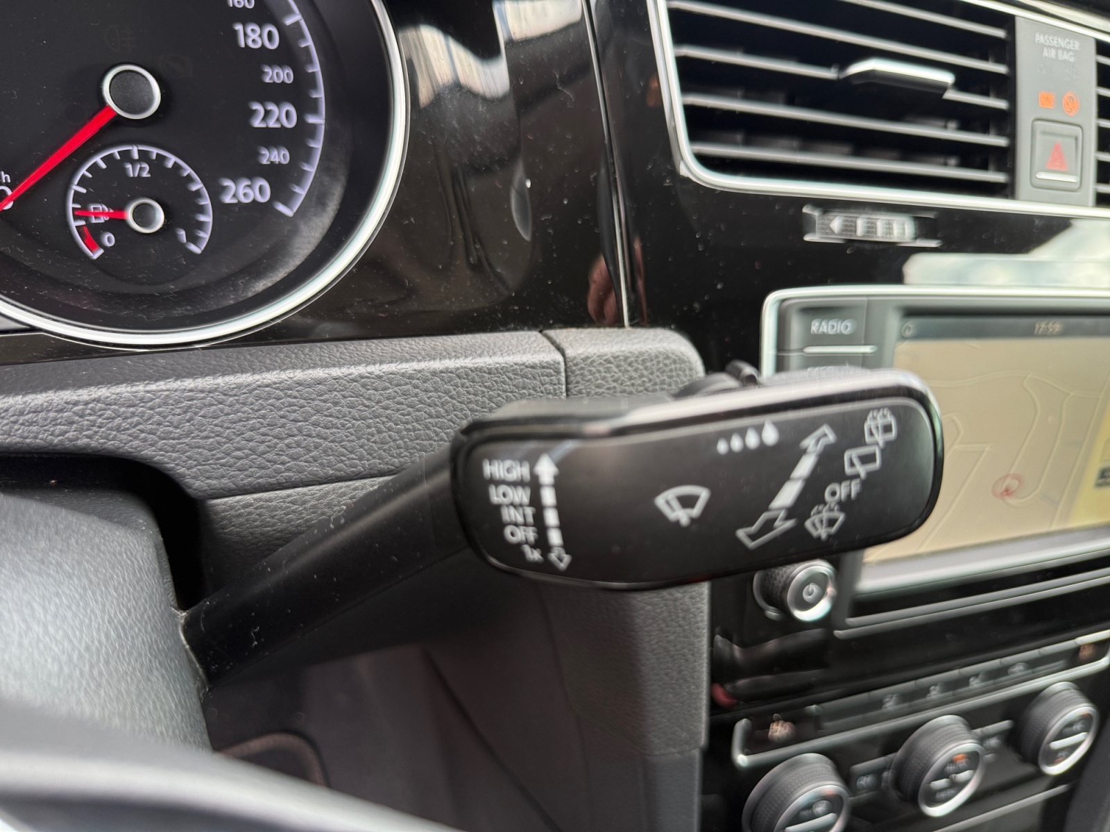 Volkswagen Golf 26