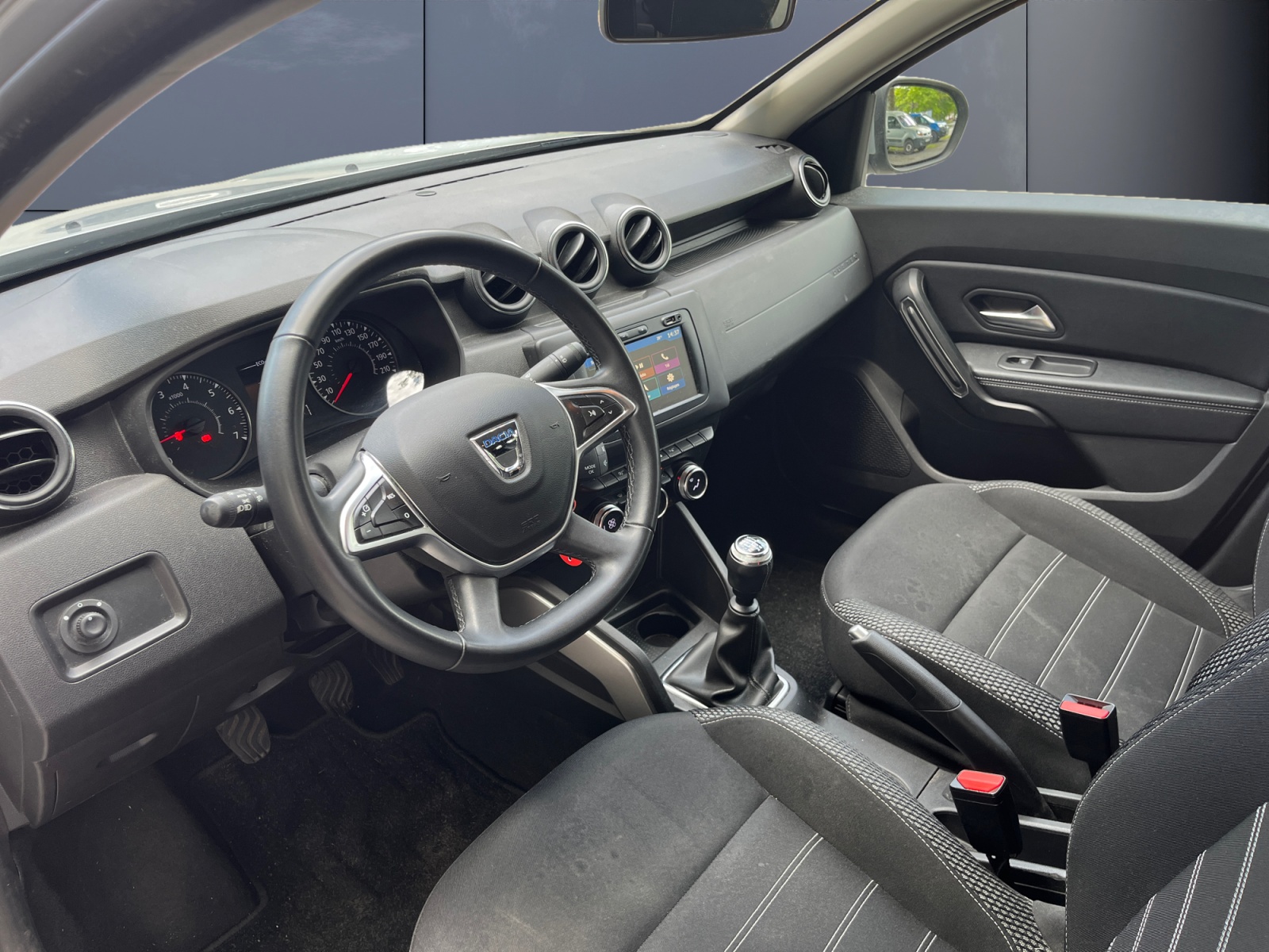 Dacia Duster 8