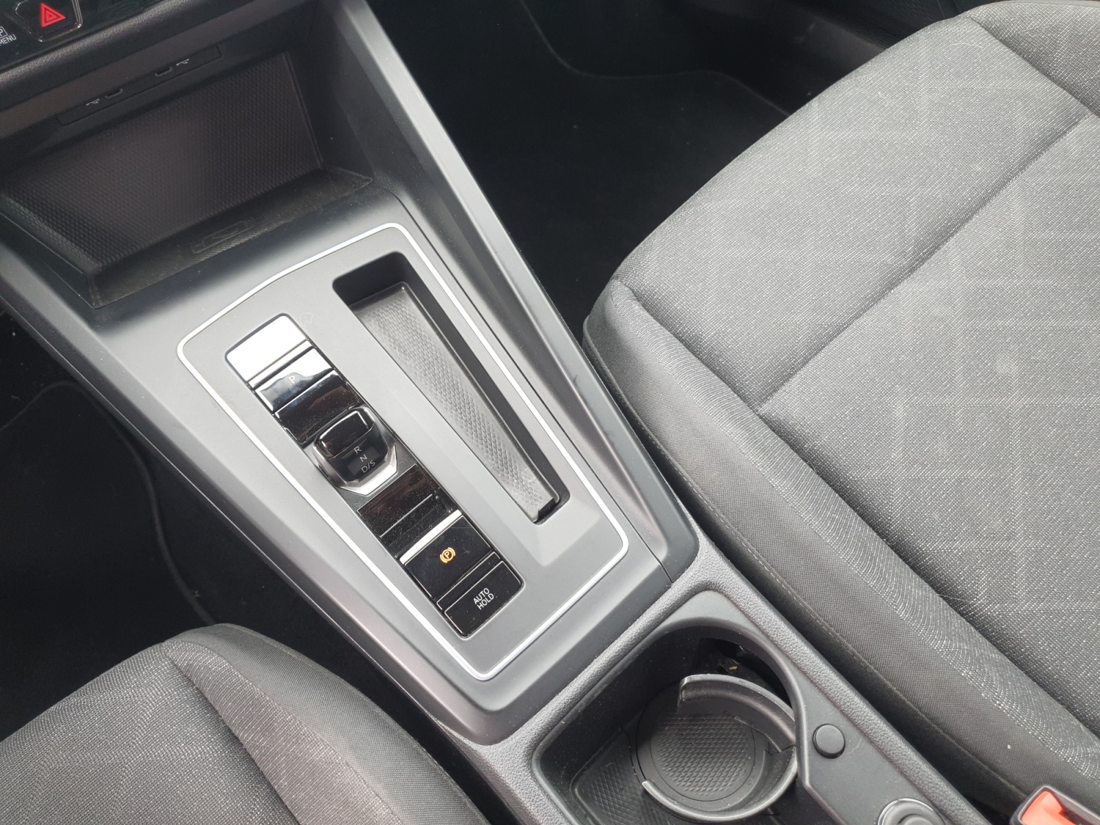 Volkswagen Golf 23