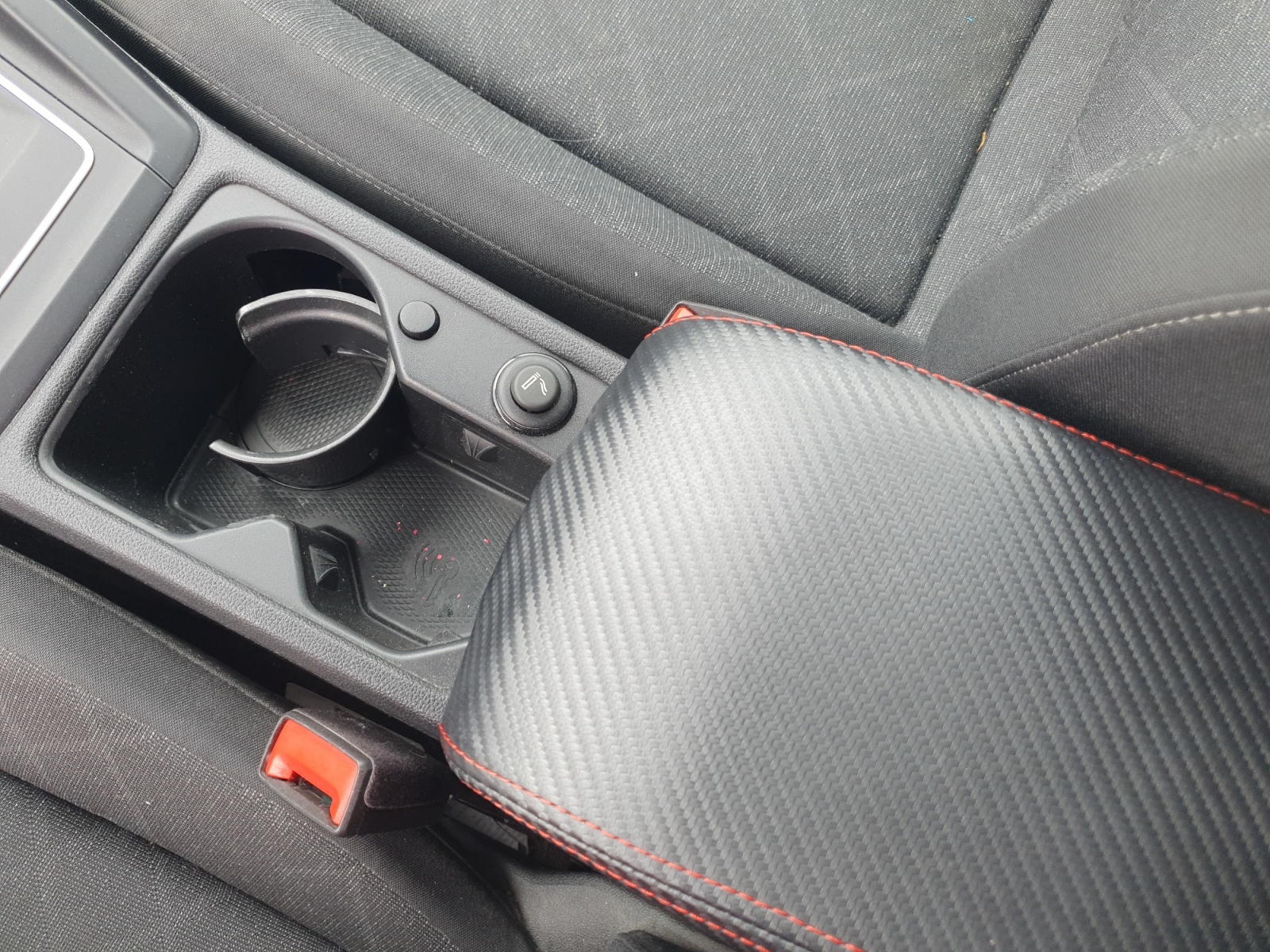 Volkswagen Golf 24