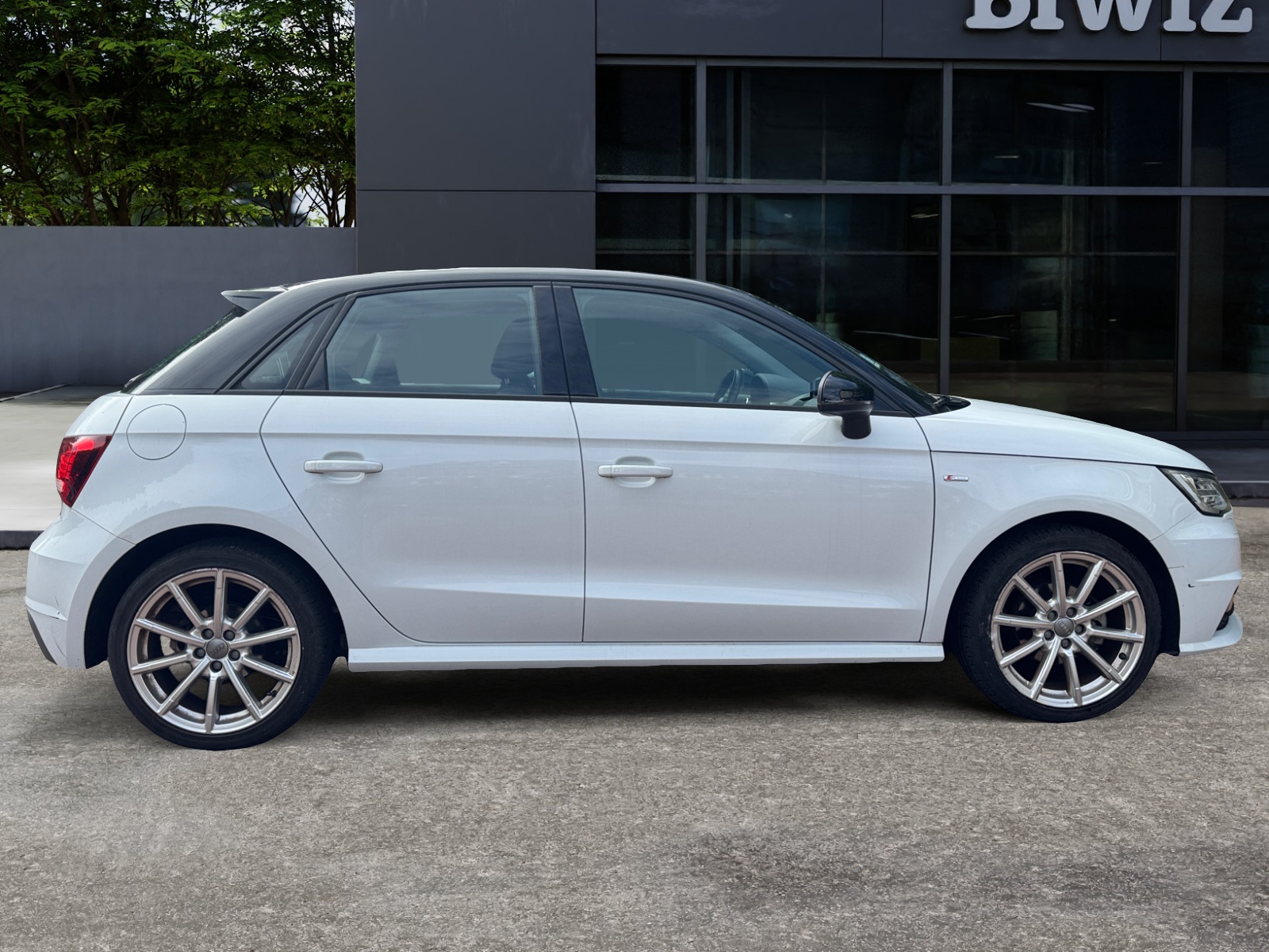 Audi A1 5