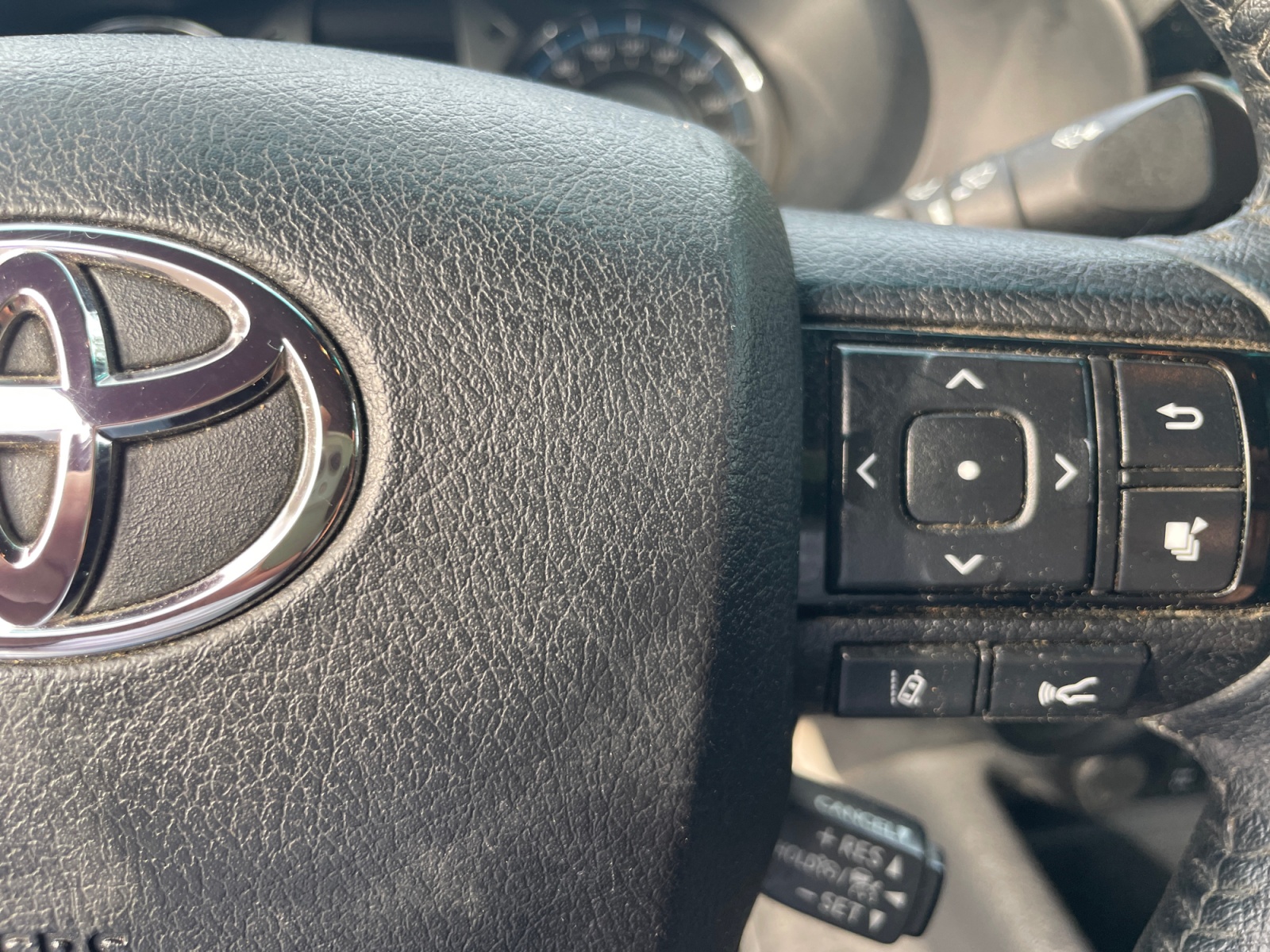 Toyota Hilux 19