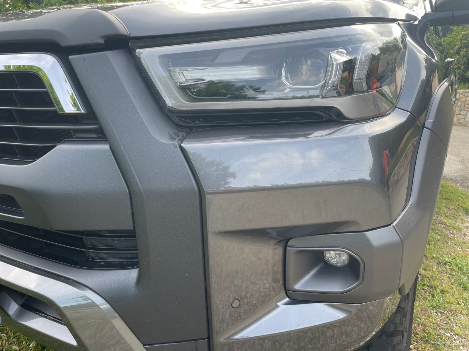 Toyota Hilux 29