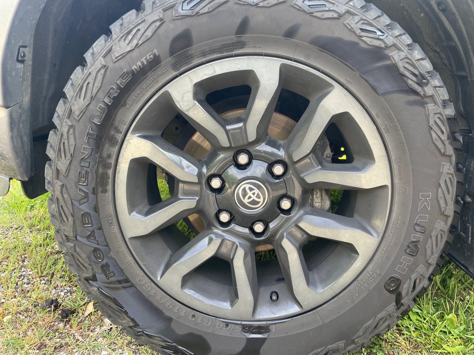Toyota Hilux 35