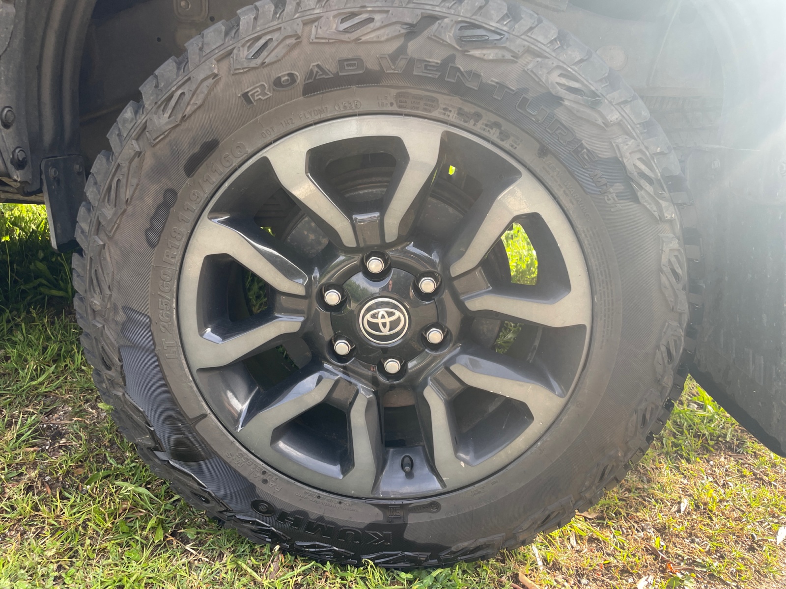 Toyota Hilux 36