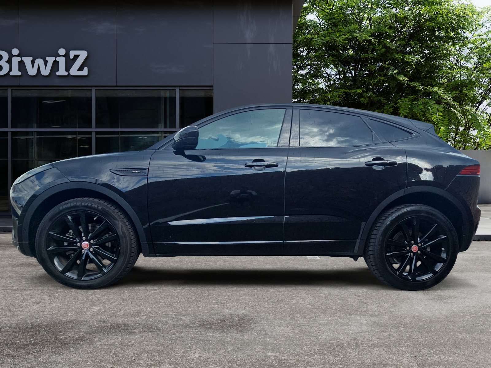 Jaguar E-Pace 1