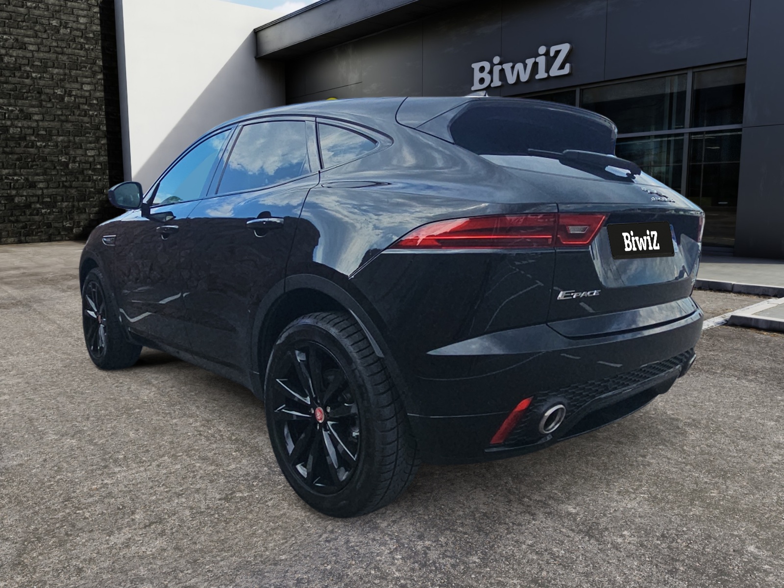 Jaguar E-Pace 2