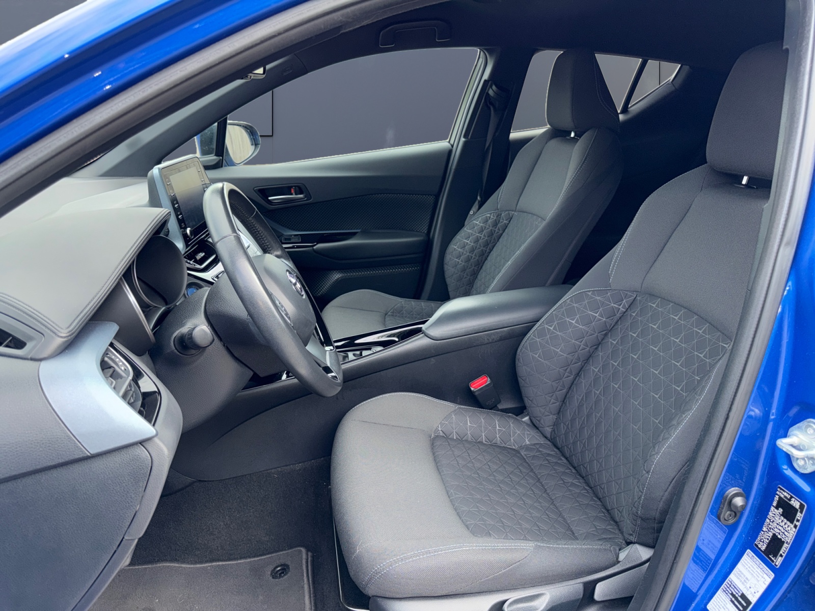 Toyota C-Hr 9