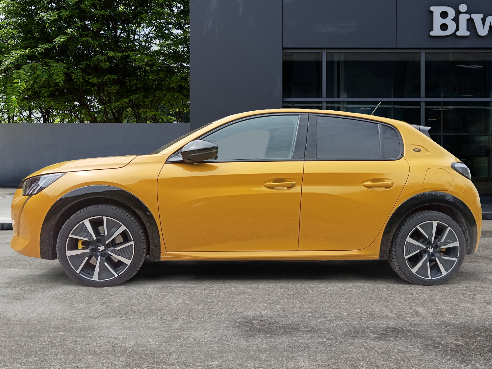 Peugeot E-208 1