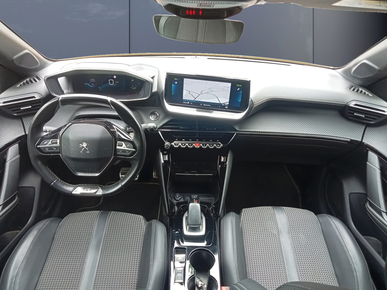 Peugeot E-208 14