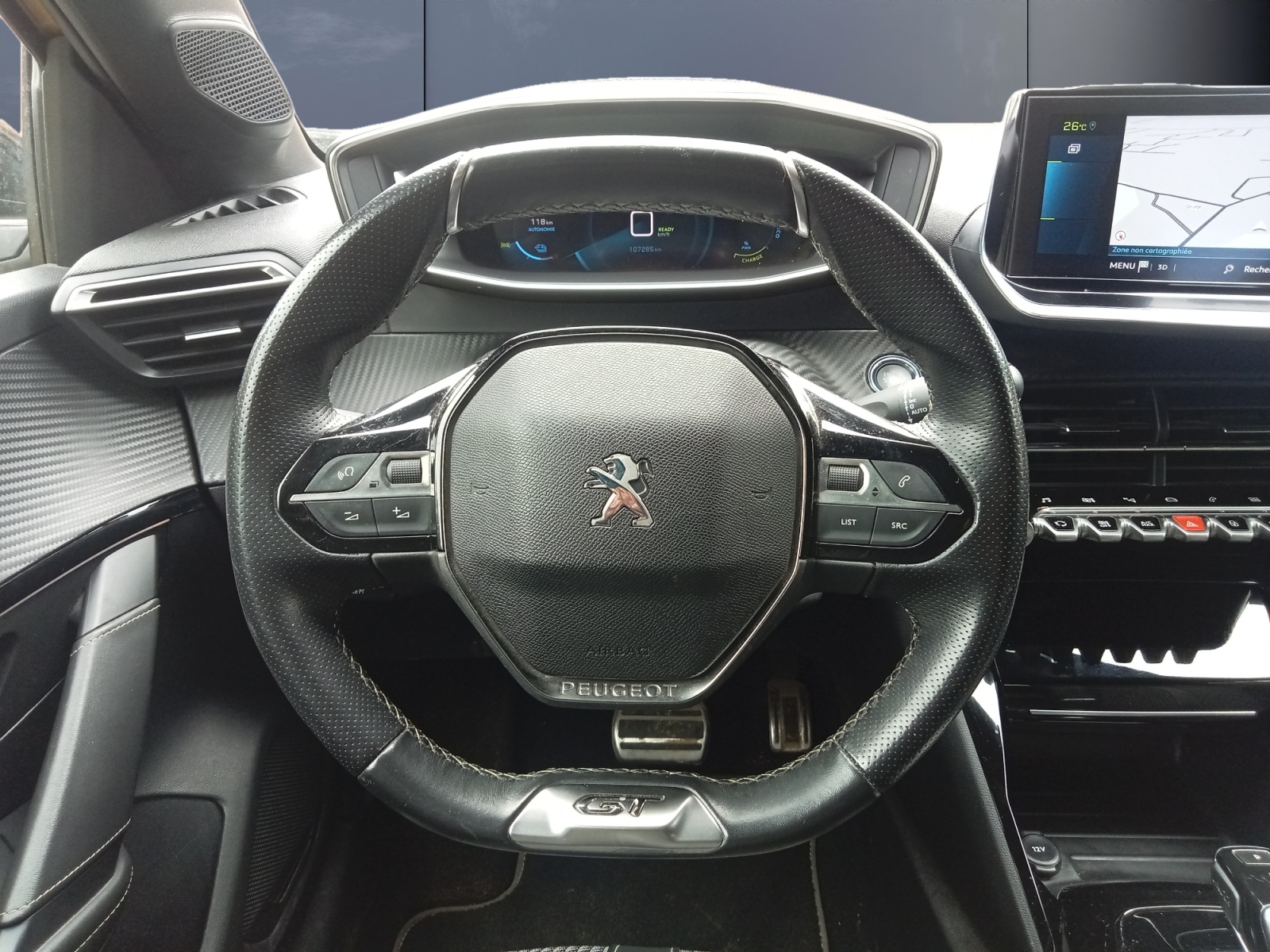Peugeot E-208 15