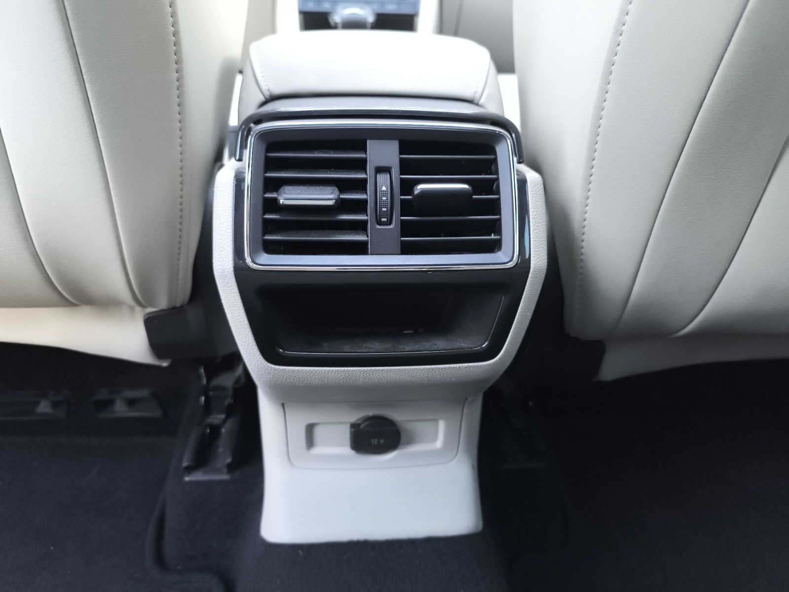 Skoda Karoq 34