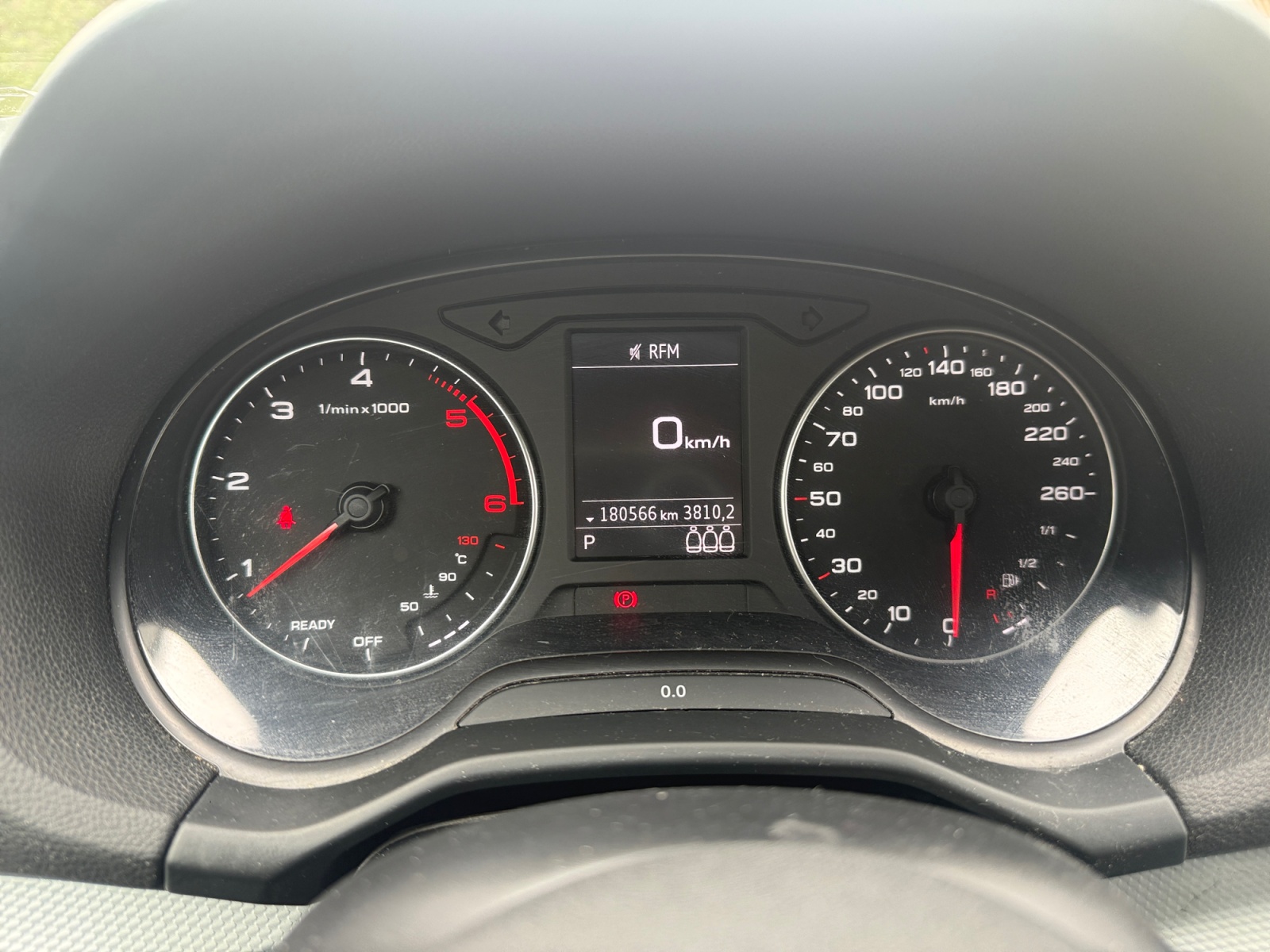 Audi Q2 15